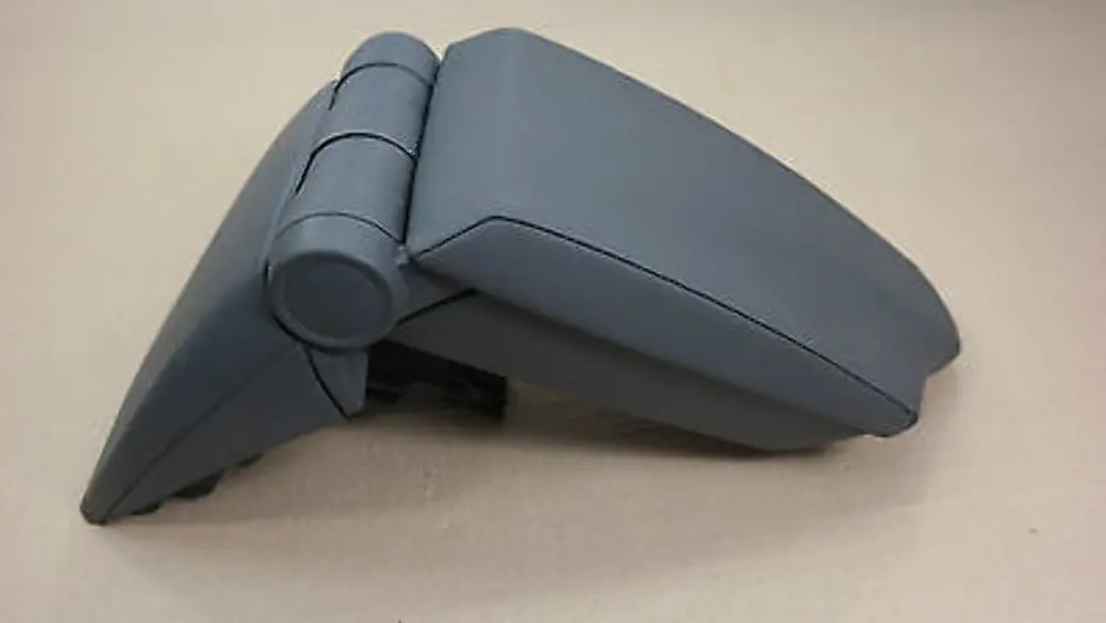 BMW 1 SERIES 5 E87 Centre Arm Rest Alaskagrau Grey Grau 7143600 - SKU 7143600-5 - Part number 51167143600