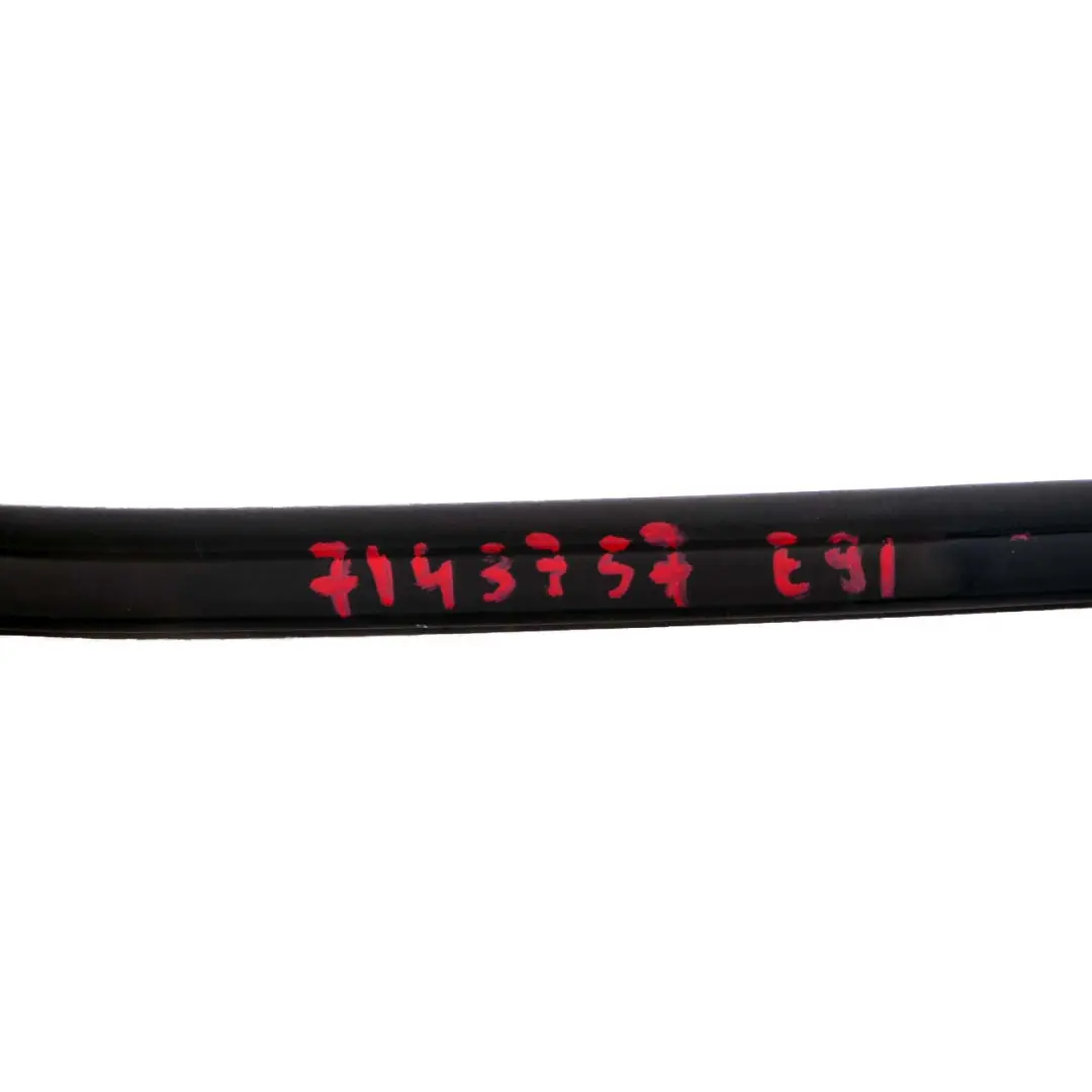 Seal Engine Bonnet Gasket Sealing Front Bumper to BMW E90 E91 E92 E93 with Part number 7143757 BMW E90 E91 E92 E93 Seal Engine Bonnet Gasket Sealing Front Bumper - SKU 7143757 - Part number 7143757