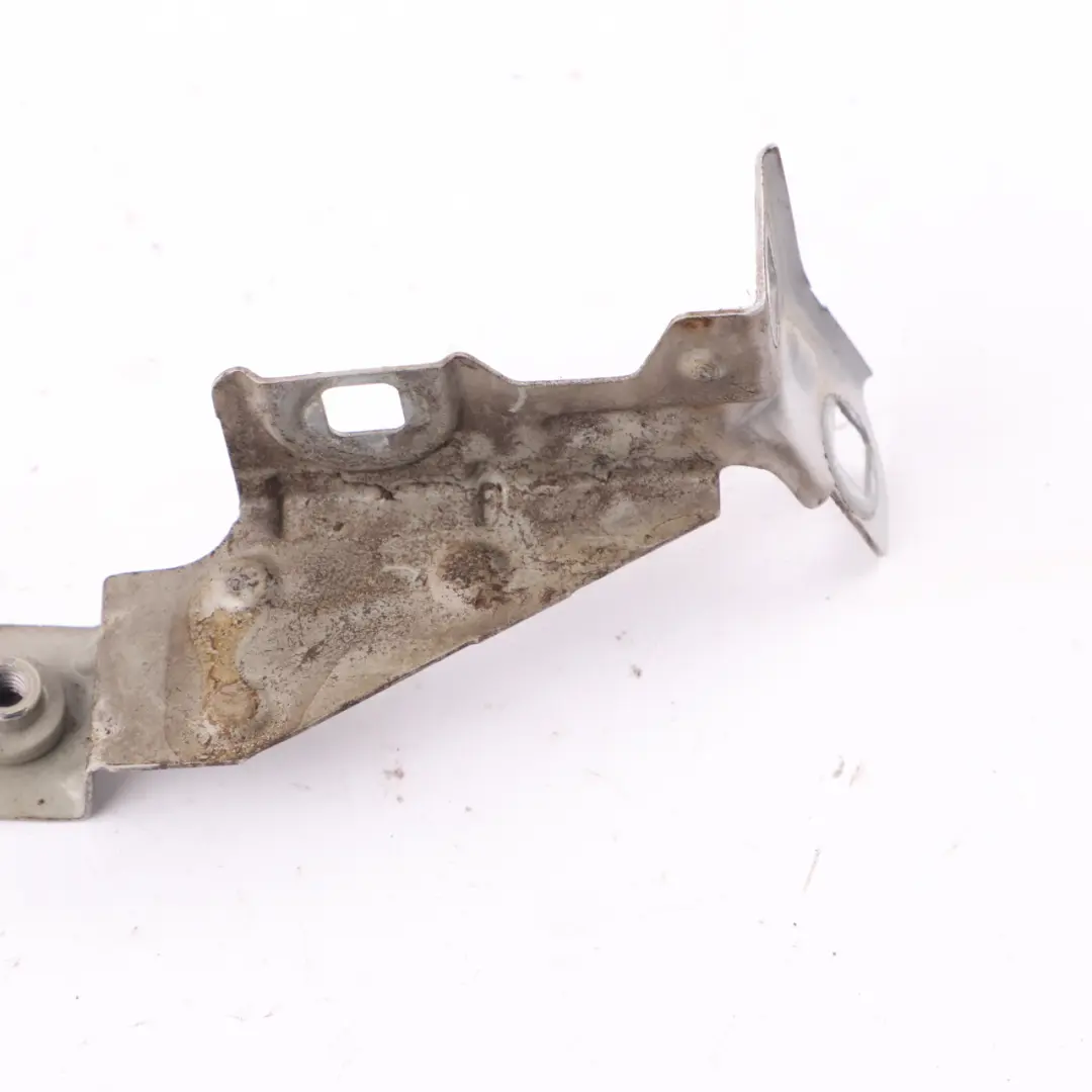 Fender Side Panel Bracket Front Left N/S Top Mount Titan Silver 354 to BMW E81 E87 with Part number 7144045 BMW E81 E87 Fender Side Panel Bracket Front Left N/S Top Mount Titan Silver 354 - SKU 7144045-TS - Part number 7144045