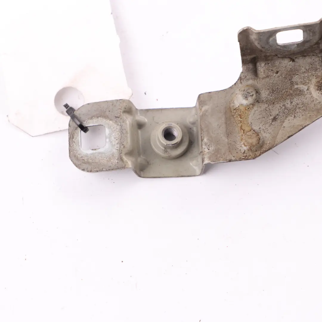 Fender Side Panel Bracket Front Left N/S Top Mount Titan Silver 354 to BMW E81 E87 with Part number 7144045 BMW E81 E87 Fender Side Panel Bracket Front Left N/S Top Mount Titan Silver 354 - SKU 7144045-TS - Part number 7144045