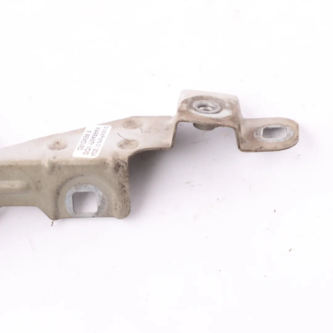 Fender Side Panel Bracket Front Right O/S Top Mount Titan Silver 354 to BMW E81 E87 with Part number 7144045 BMW E81 E87 Fender Side Panel Bracket Front Right O/S Top Mount Titan Silver 354 - SKU 7144046-TS - Part number 7144045