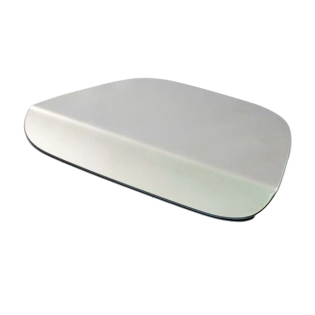 E93N LCI Fuel Cover Fill In Flap Titansilber Metallic Silver para BMW E93 con número de pieza 7144328 BMW E93 E93N LCI Fuel Cover Fill In Flap Titansilber Metallic Silver - SKU 7144328-TS - Número de pieza 7144328