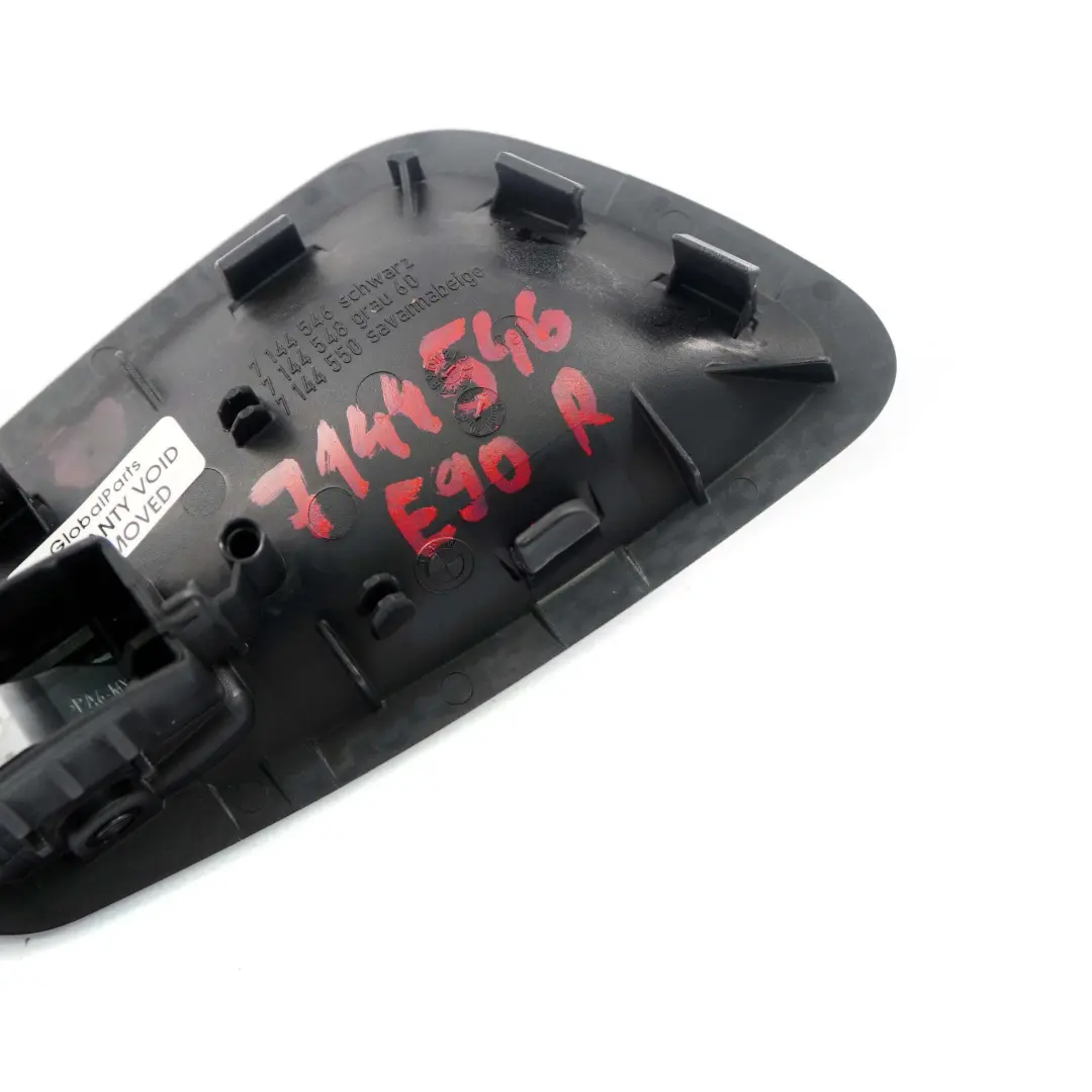 Maniglia Della Portiera Posteriore Interna Destra per BMW E90 E91 LCI con numero di parte 7144546 BMW E90 E91 LCI Maniglia Della Portiera Posteriore Interna Destra - SKU 7144546 - Numero di parte 7144546