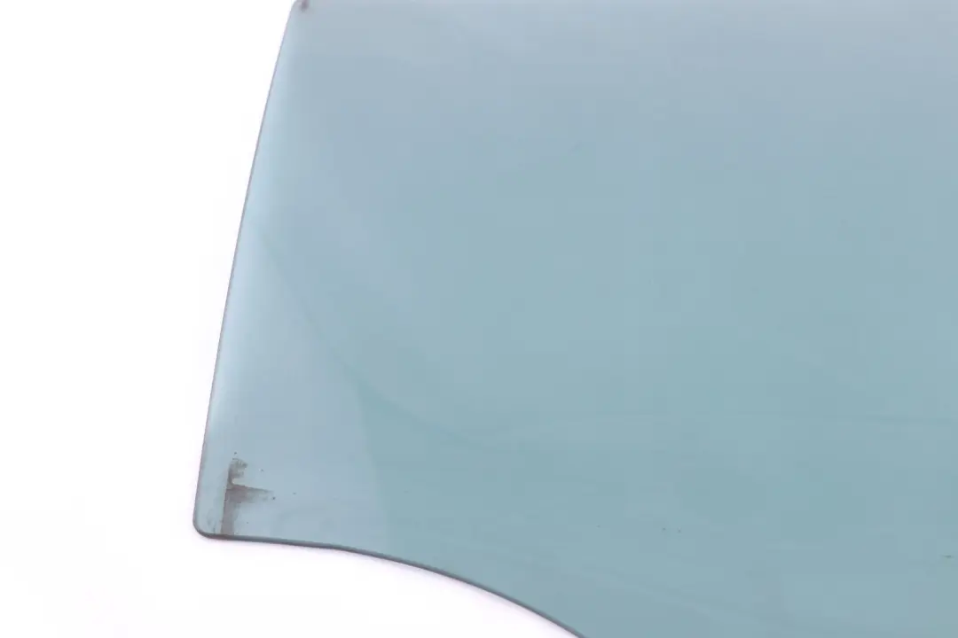 Vetro Della Portiera Sonnenschutzglas Posteriore Dx AS3 per BMW E91 E91N LCI con numero di parte 7145266 BMW E91 E91N LCI Vetro Della Portiera Sonnenschutzglas Posteriore Dx AS3 - SKU 7145266 - Numero di parte 7145266