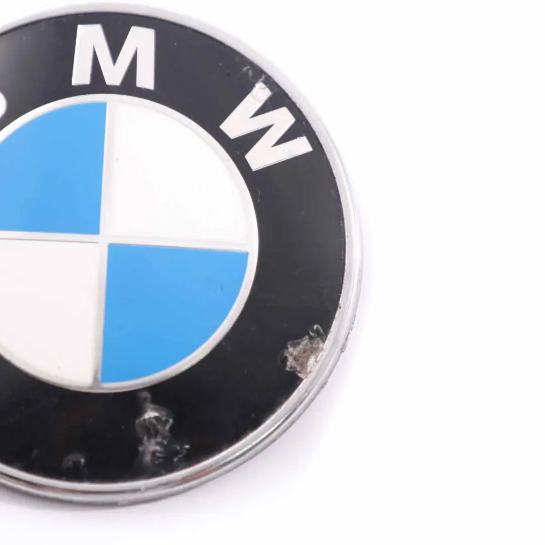 Placa Bota Insignia Trunk Lid Logo Emblema para BMW E92 E92N LCI Coupe con número de pieza 7146051 BMW E92 E92N LCI Coupe Placa Bota Insignia Trunk Lid Logo Emblema - SKU 7146051 - Número de pieza 7146051