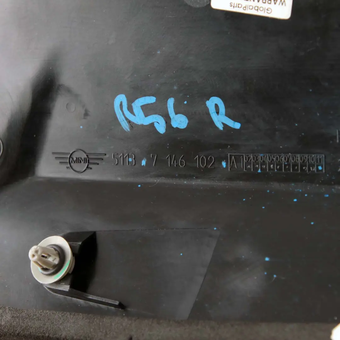 R56N Exterior columna C pilar tapa derecha para Mini Cooper One R56 con número de pieza 51137146102 Mini Cooper One R56 R56N Exterior columna C pilar tapa derecha - SKU 7146102 - Número de pieza 51137146102