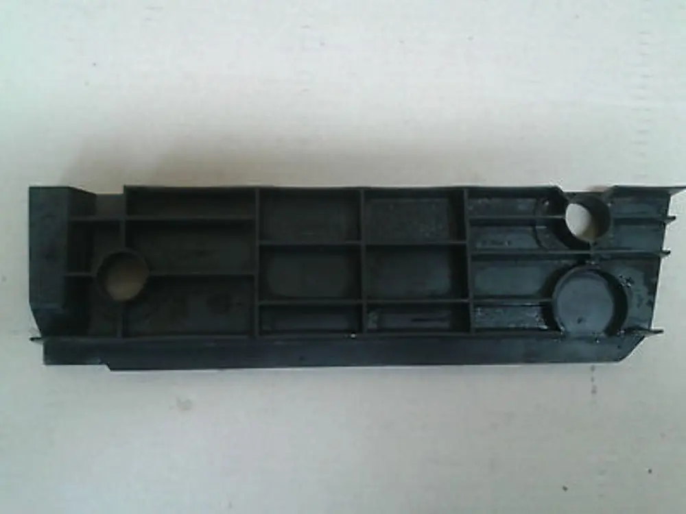  Osłona zderzeniowa progu lewa BMW e90 e91 - SKU 7146729 - Numer Części 51777146729