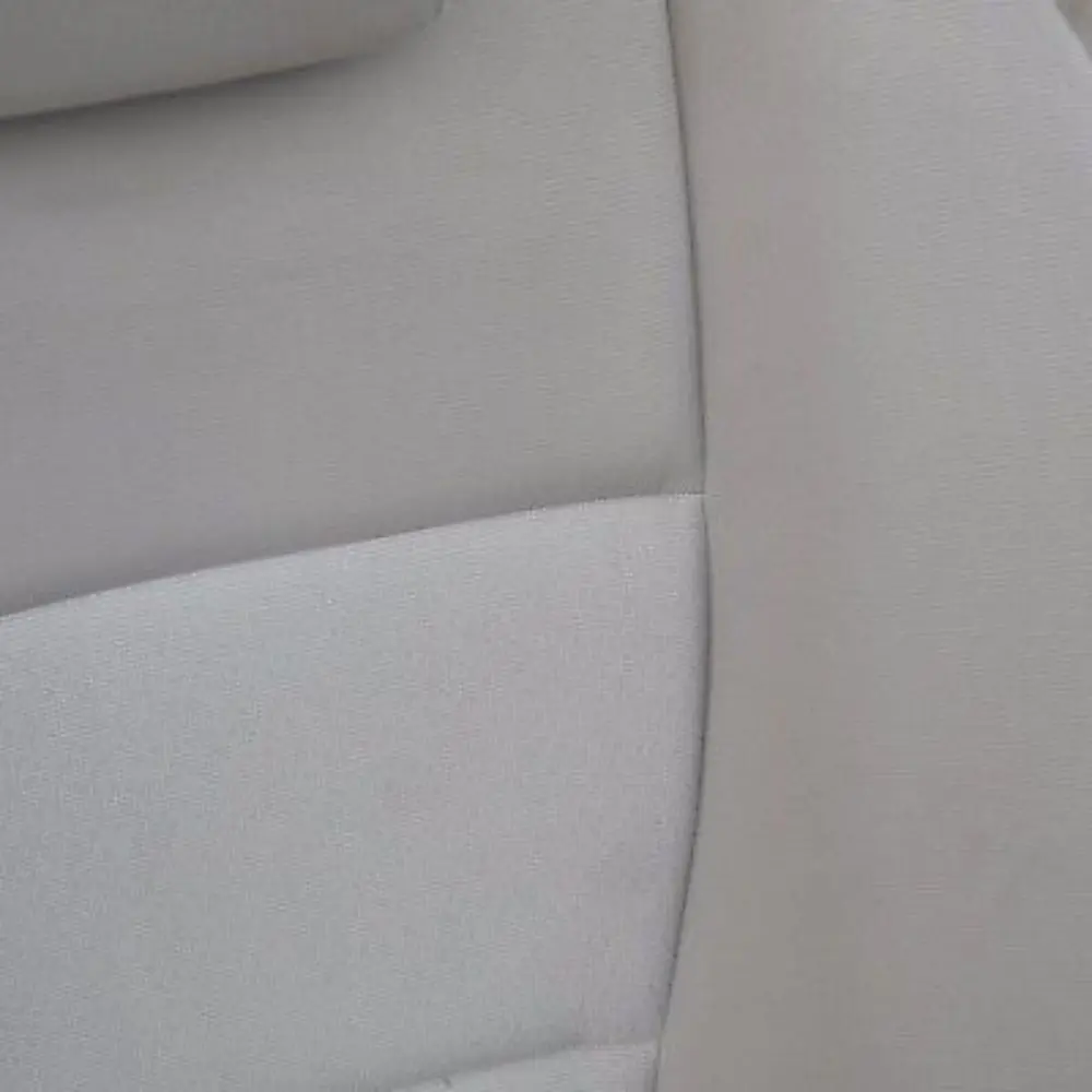 Funda Respaldo Asiento Trasero Sofá Tela Stoff Fluid Gris Grau para BMW E90 con número de pieza 7146801 BMW E90 Funda Respaldo Asiento Trasero Sofá Tela Stoff Fluid Gris Grau - SKU 7146801 - Número de pieza 7146801