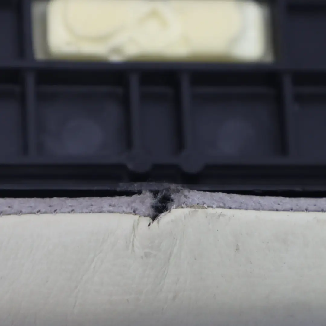 Kanapa Tylna Siedzisko Skóra Lemon do BMW E90 E91 o numerze 7146947 BMW E90 E91 Kanapa Tylna Siedzisko Skóra Lemon - SKU 7146947-2 - Numer Części 7146947