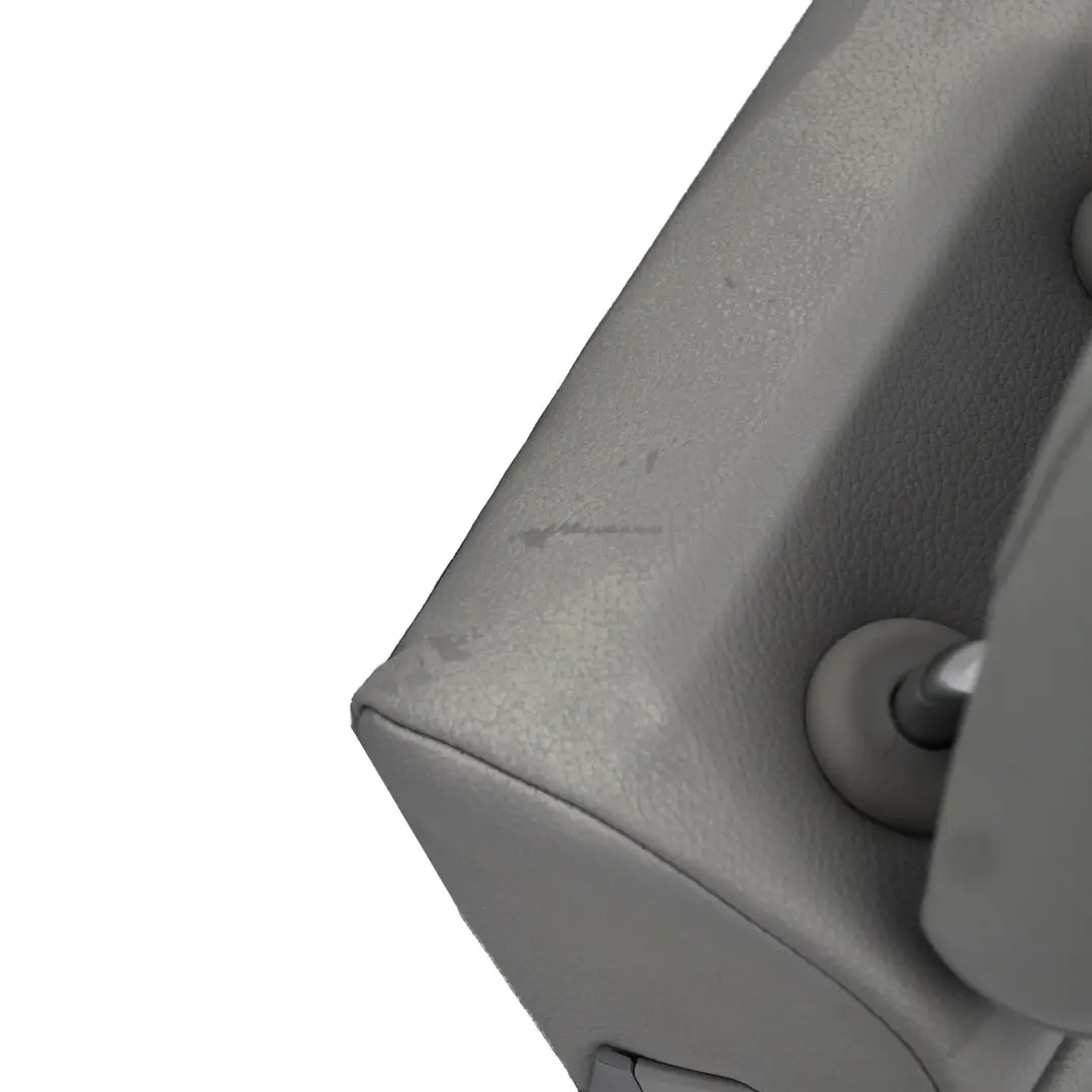 Respaldo Asiento Trasero Izquierda Cubre Respaldo Cuero Gris Ski para BMW E90 con número de pieza 7146951 BMW E90 Respaldo Asiento Trasero Izquierda Cubre Respaldo Cuero Gris Ski - SKU 7146951 - Número de pieza 7146951