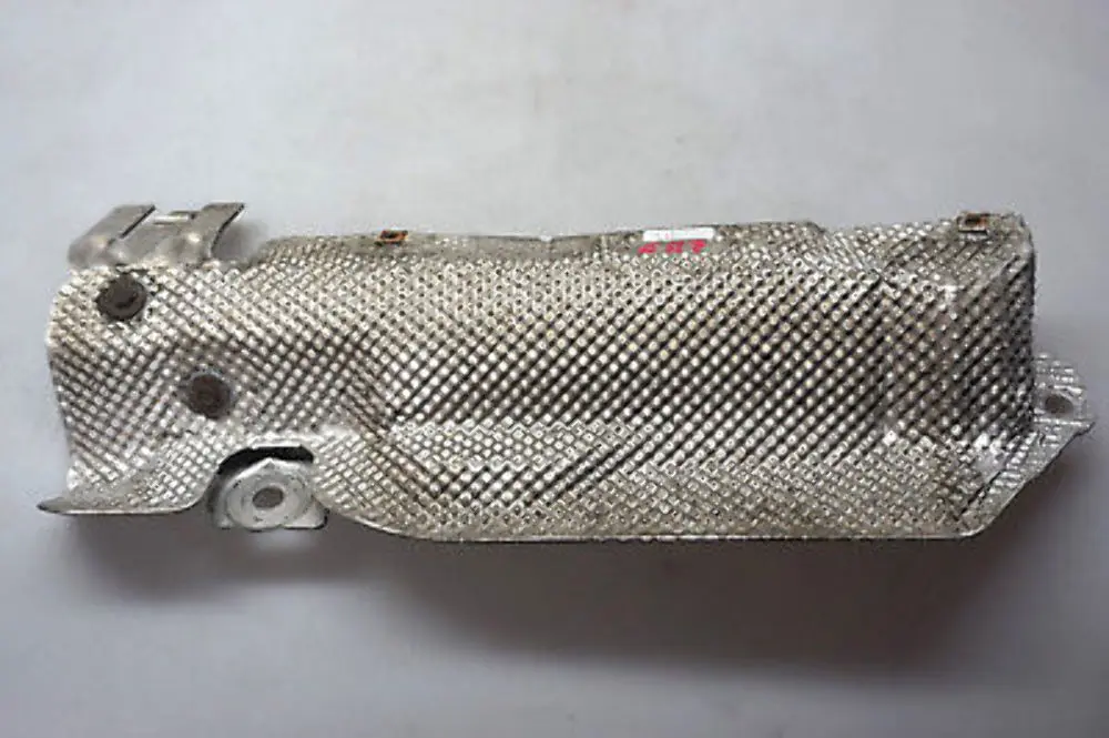 BMW E87 116i 118i Déflecteur Air Boîte Vitesses - SKU 7147537 - Numéro de pièce 7147537