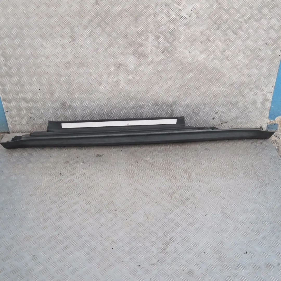 Left N/S Door Sill Cover to BMW MINI Cooper S 4 R56 R57 R58 with Part number 7147915 BMW MINI Cooper S 4 R56 R57 R58 Left N/S Door Sill Cover - SKU 7147915-4 - Part number 7147915