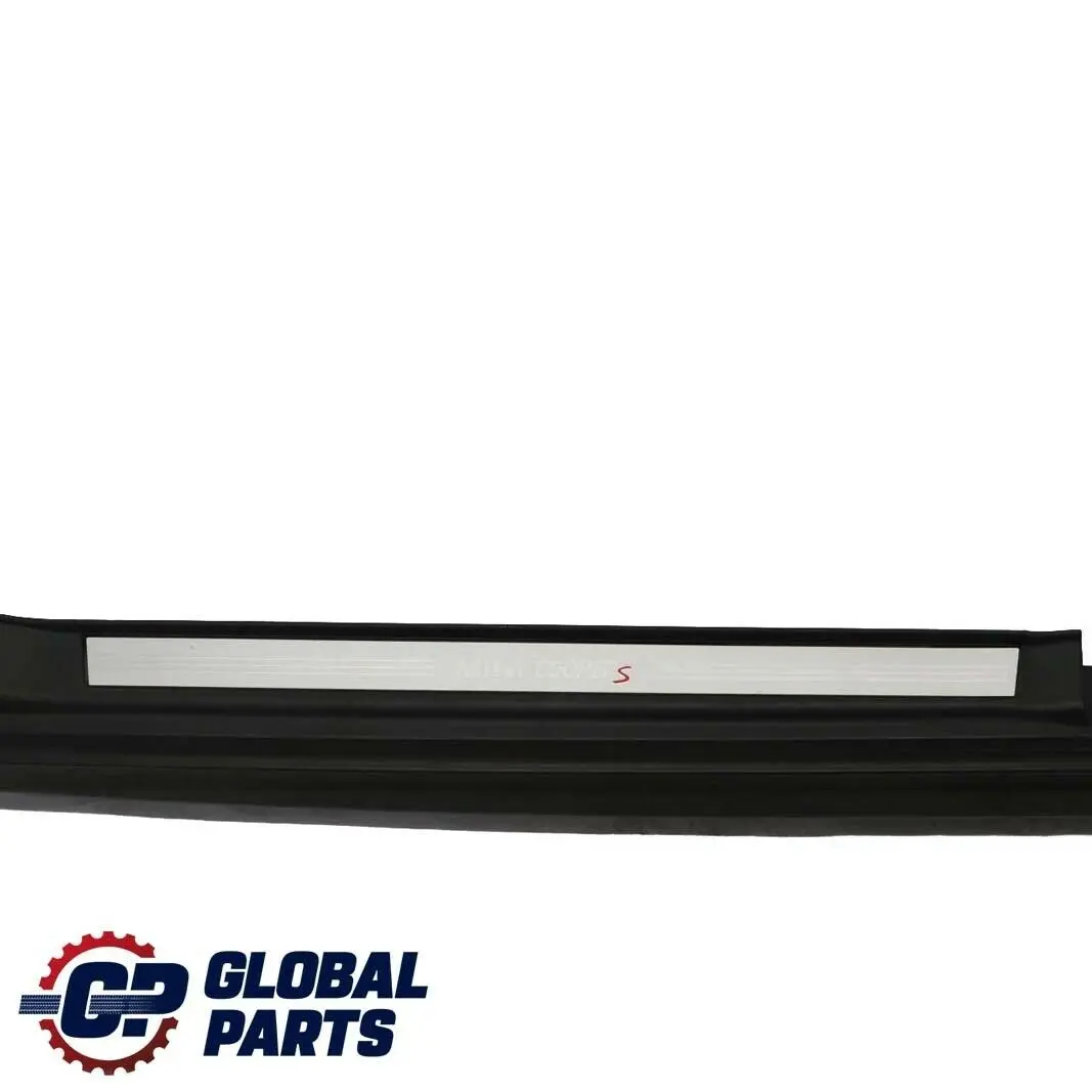 Cote Revetement Seuil a Gauche pour Mini Cooper S R56 R57 R58 à propos du numéro de pièce 51777147915 Mini Cooper S R56 R57 R58 Cote Revetement Seuil a Gauche - SKU 7147915 - Numéro de pièce 51777147915