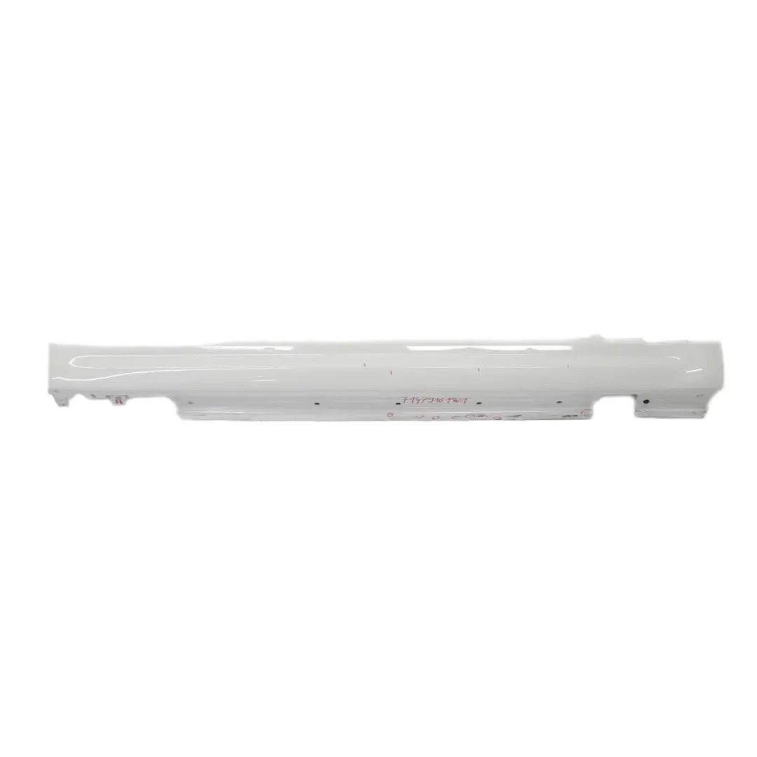 Gonna Laterale Destra Cooper S Coperchio soglia Bianco pepe per Mini R56 con numero di parte 7147916 Mini R56 Gonna Laterale Destra Cooper S Coperchio soglia Bianco pepe - SKU 7147916-PW1 - Numero di parte 7147916