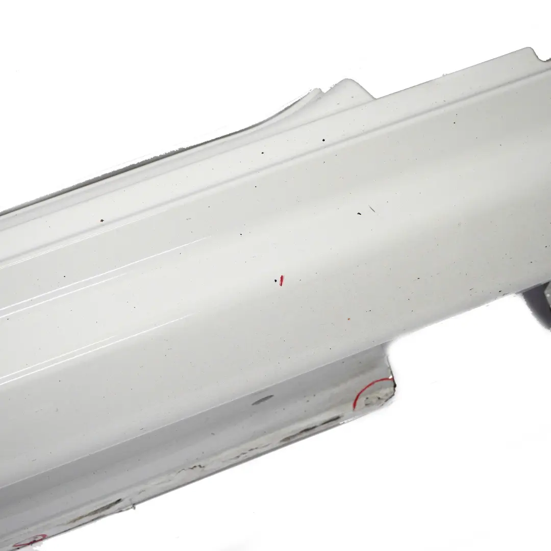 Gonna Laterale Destra Cooper S Coperchio soglia Bianco pepe per Mini R56 con numero di parte 7147916 Mini R56 Gonna Laterale Destra Cooper S Coperchio soglia Bianco pepe - SKU 7147916-PW1 - Numero di parte 7147916
