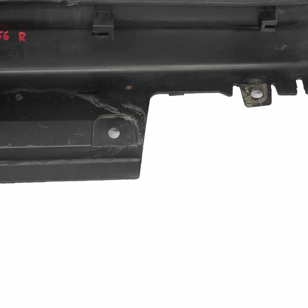 Copertura Apertura Gonna Destra per Mini R56 R57 LCI R58 R59 con numero di parte 7147916 Mini R56 R57 LCI R58 R59 Copertura Apertura Gonna Destra - SKU 7147916 - Numero di parte 7147916