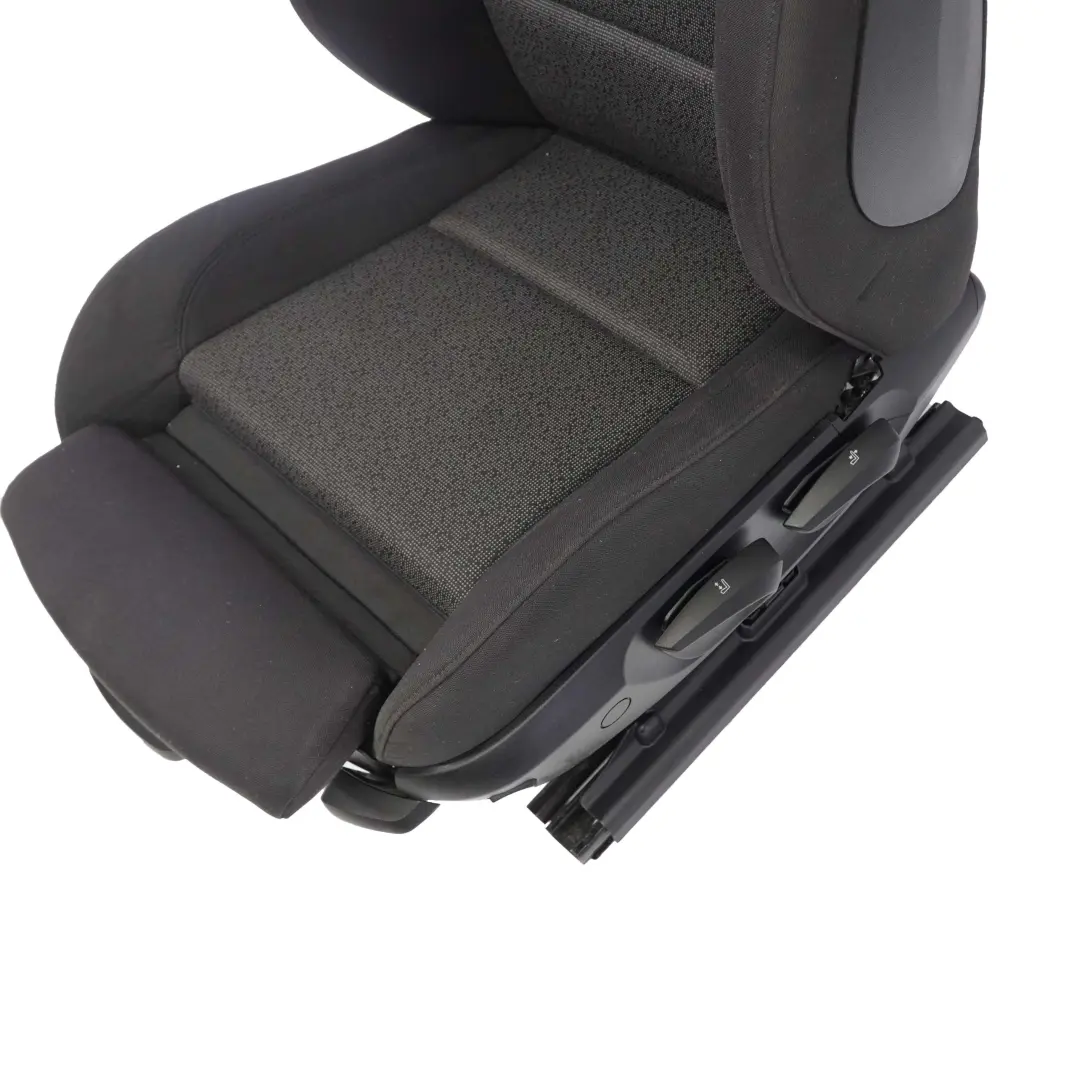 Fotel lewy przedni sport materiał do BMW E90 E91 o numerze 7147977 BMW E90 E91 Fotel lewy przedni sport materiał - SKU 7147977 - Numer Części 7147977