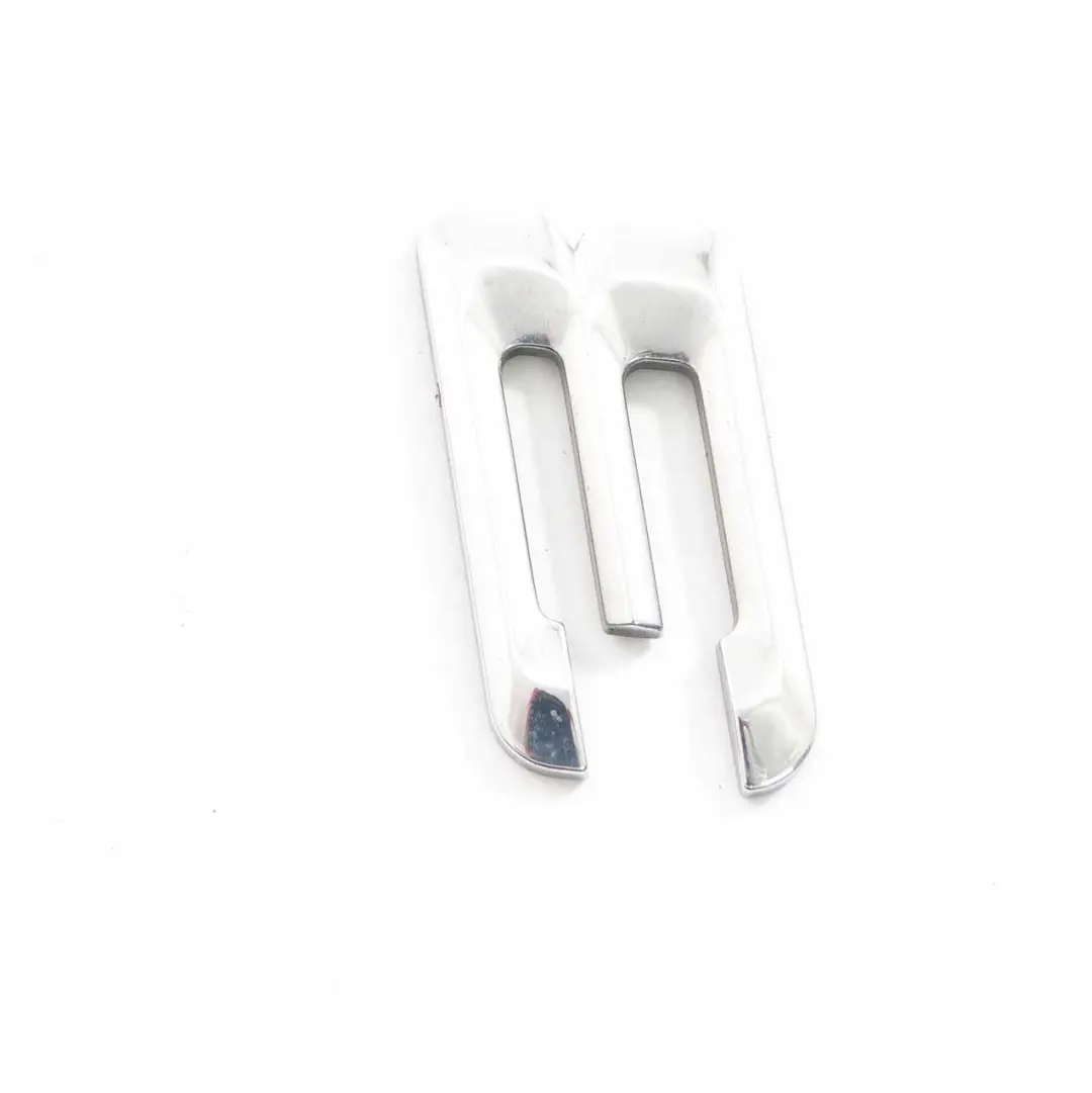 730Li Trasero Adherido Emblema Letra para BMW E66 con número de pieza 7148192 BMW E66 730Li Trasero Adherido Emblema Letra - SKU 7148192 - Número de pieza 7148192