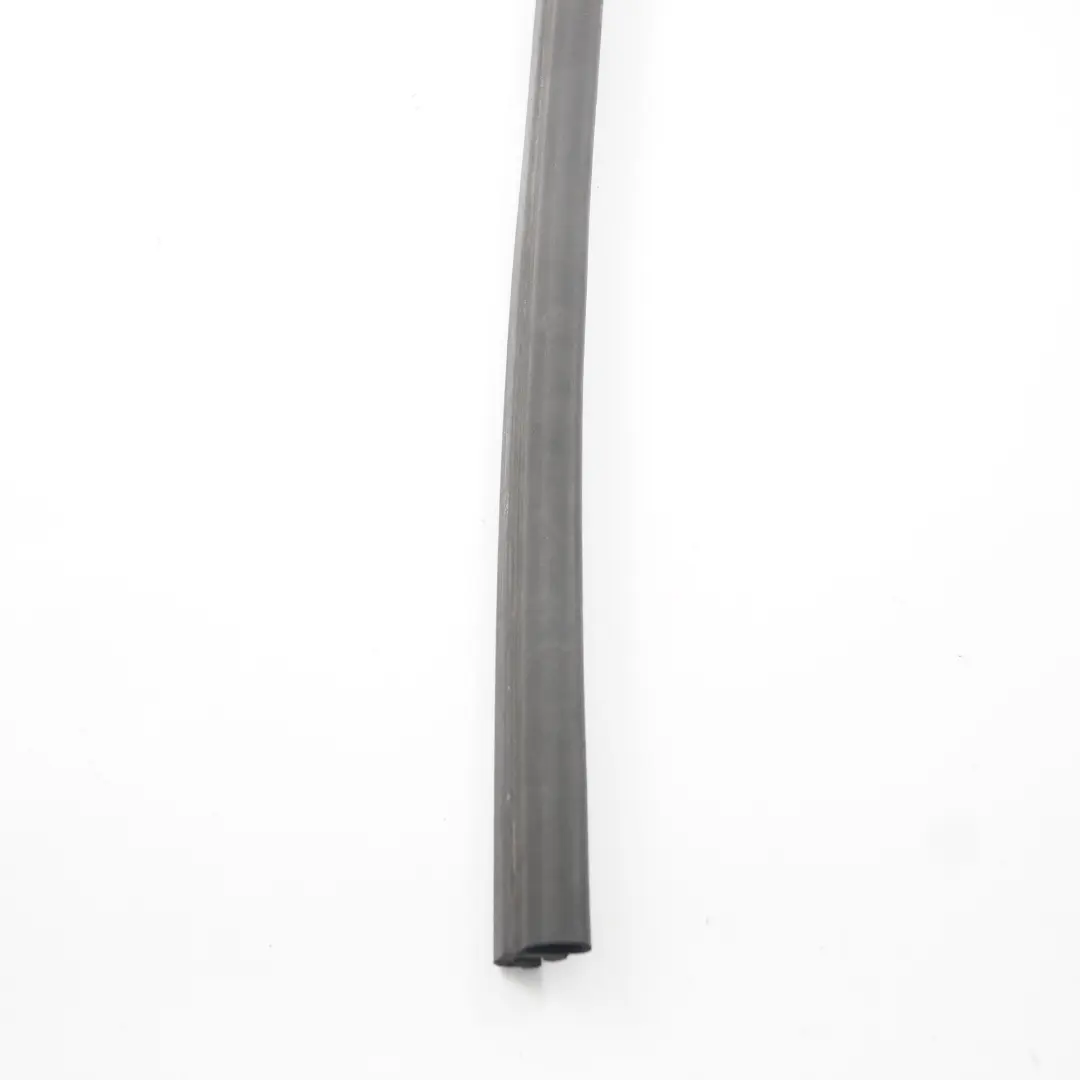 Joint de capot moteur avant Joint d'étanchéité caoutchouc pour BMW E70 E71 à propos du numéro de pièce 7148342 BMW E70 E71 Joint de capot moteur avant Joint d'étanchéité caoutchouc - SKU 7148342 - Numéro de pièce 7148342