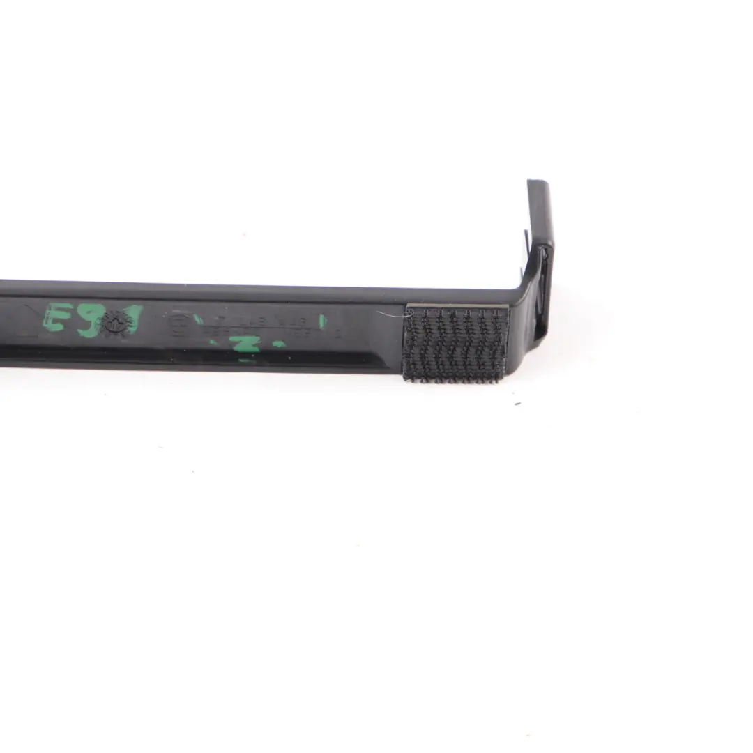 Soporte Techo Tapa Embellecedor para BMW E90 E91 E92 con número de pieza 7148443 BMW E90 E91 E92 Soporte Techo Tapa Embellecedor - SKU 7148443 - Número de pieza 7148443