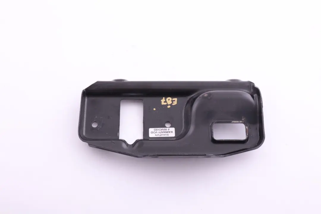 Rinforzo Supporto Serratura Cofano Anteriore per BMW E81 E82 E87 E88 con numero di parte 7148759 BMW E81 E82 E87 E88 Rinforzo Supporto Serratura Cofano Anteriore - SKU 7148759 - Numero di parte 7148759