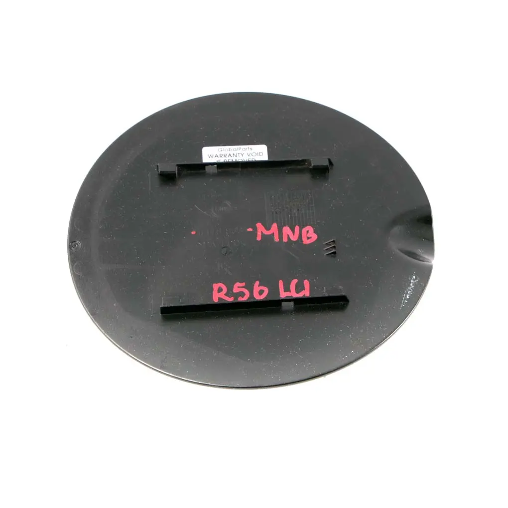 Tappo Sportellino Ribalta Riempimento Midnight Black Metallico Nero per Mini R55 R56 con numero di parte 7148883 Mini R55 R56 Tappo Sportellino Ribalta Riempimento Midnight Black Metallico Nero - SKU 7148883-MNB - Numero di parte 7148883