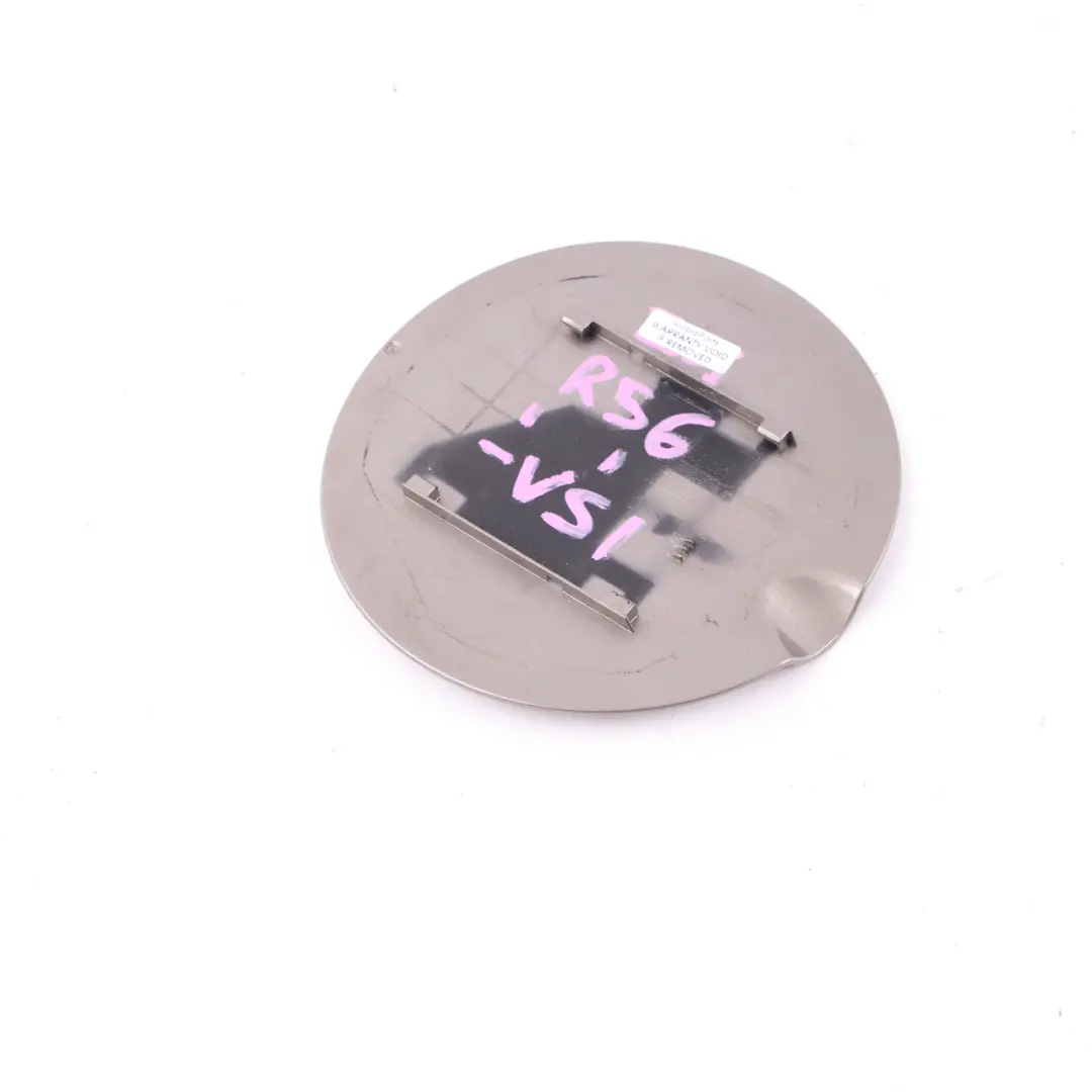 Filler In Flap Cap Velvet Silver Metallic B31 to Fuel Cover MINI R55 R56 with Part number 7148883 Fuel Cover MINI R55 R56 Filler In Flap Cap Velvet Silver Metallic B31 - SKU 7148883-VSI - Part number 7148883