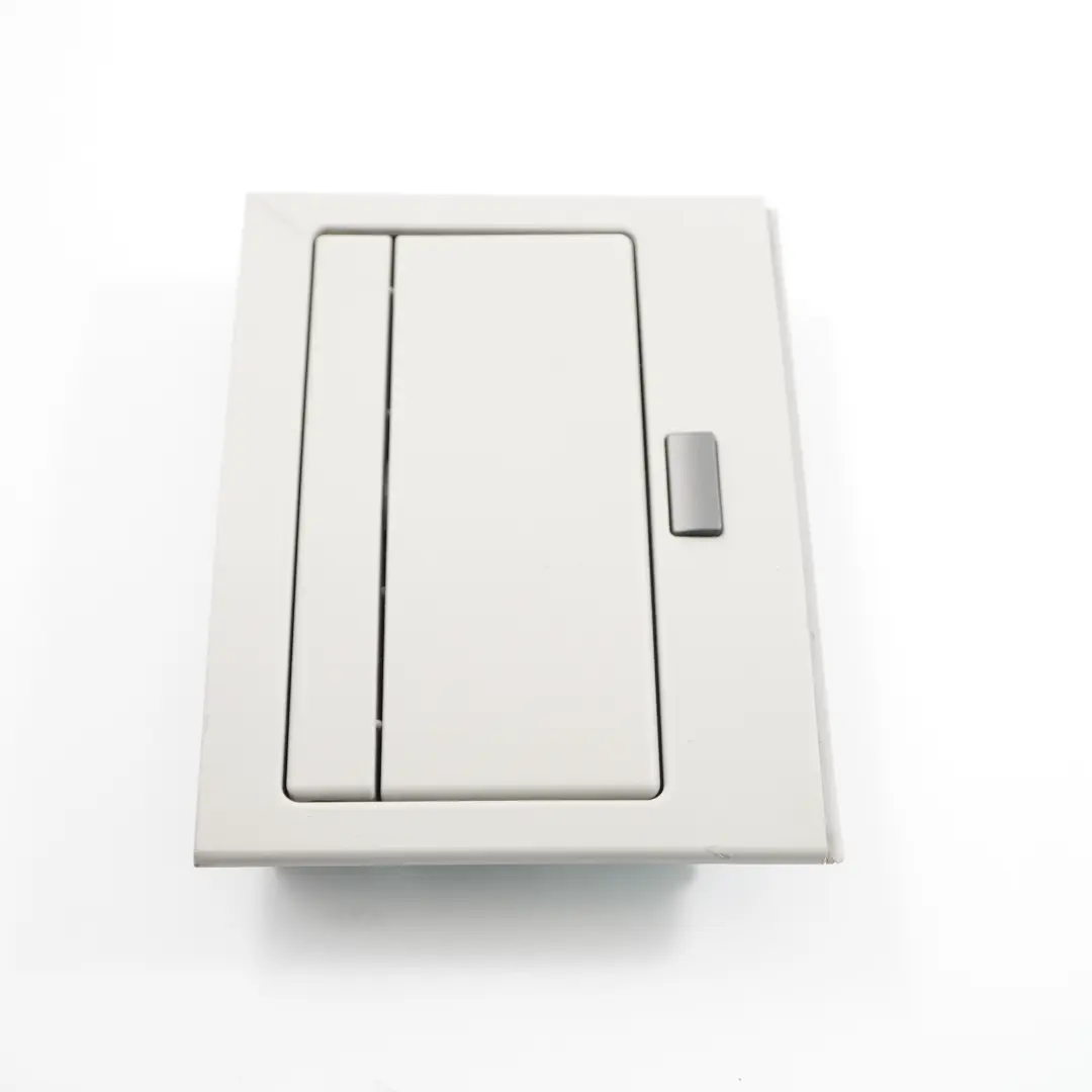 Specchio posteriore BMW E65 E66 Lampada Luce Make-up Headlining per con numero di parte 7149775 Specchio posteriore BMW E65 E66 Lampada Luce Make-up Headlining - SKU 7149775 - Numero di parte 7149775