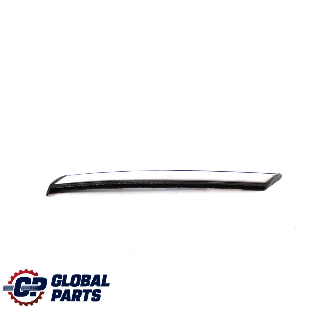 Moldura lateral delantera izquierda Cromo para Mini Cooper R55 R56 R57 LCI con número de pieza 7149955 Mini Cooper R55 R56 R57 LCI Moldura lateral delantera izquierda Cromo - SKU 7149955 - Número de pieza 7149955