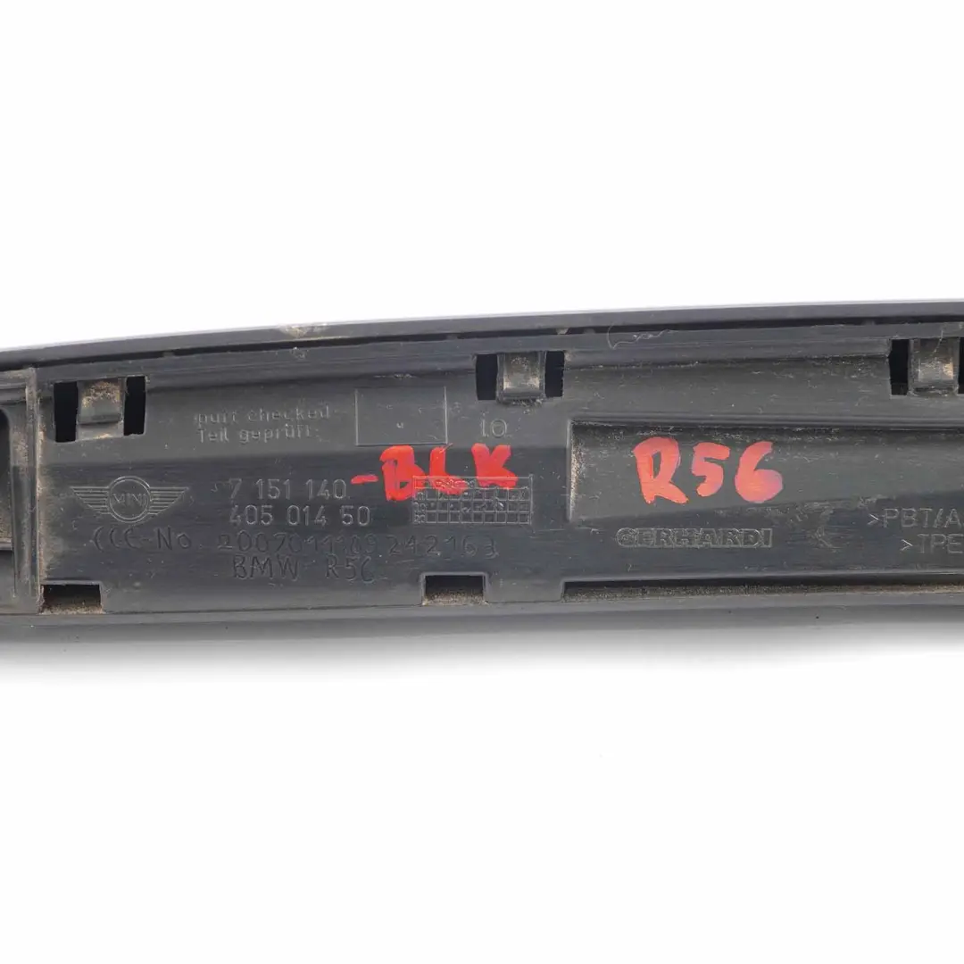 Barre de Prise Hayon Couvercle Noir pour Mini Cooper R56 à propos du numéro de pièce 7151140 Mini Cooper R56 Barre de Prise Hayon Couvercle Noir - SKU 7151140-BLK - Numéro de pièce 7151140