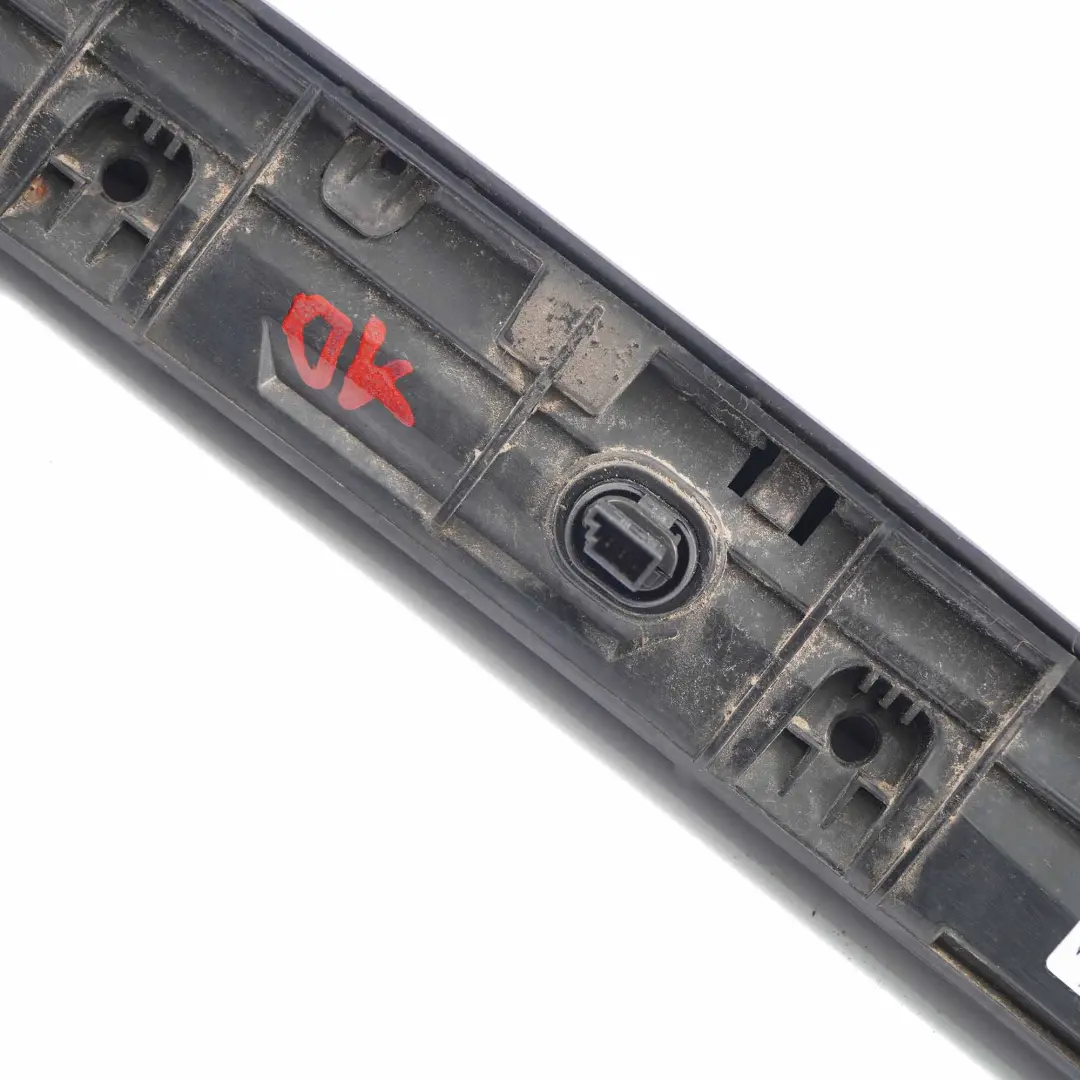 Mini Cooper R56 Barre de Prise Hayon Couvercle Noir - SKU 7151140-BLK - Numéro de pièce 7151140