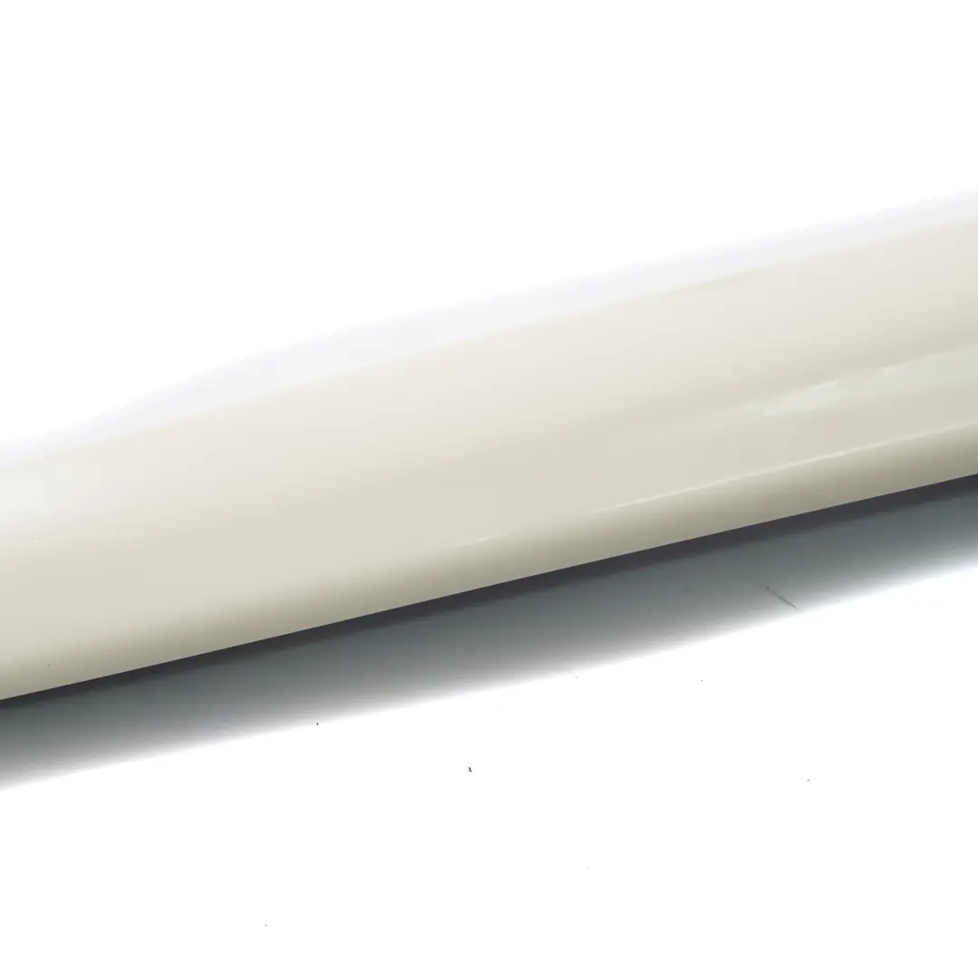 Griffleiste Heckklappe Pepper White 850 Weiss für BMW Mini Cooper R55 R56 mit Teilenummer 7151140 BMW Mini Cooper R55 R56 Griffleiste Heckklappe Pepper White 850 Weiss - SKU 7151140-PW - Teilenummer 7151140