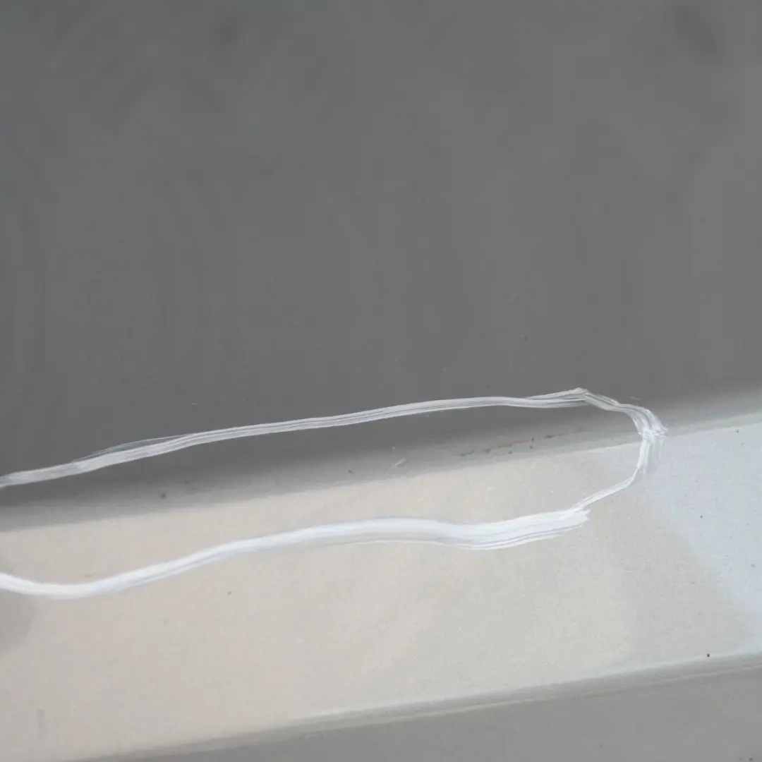 Klapa tył bagażnika arktis A34 do BMW E90 o numerze 41627151491 BMW E90 Klapa tył bagażnika arktis A34 - SKU 7151491-AM1 - Numer Części 41627151491