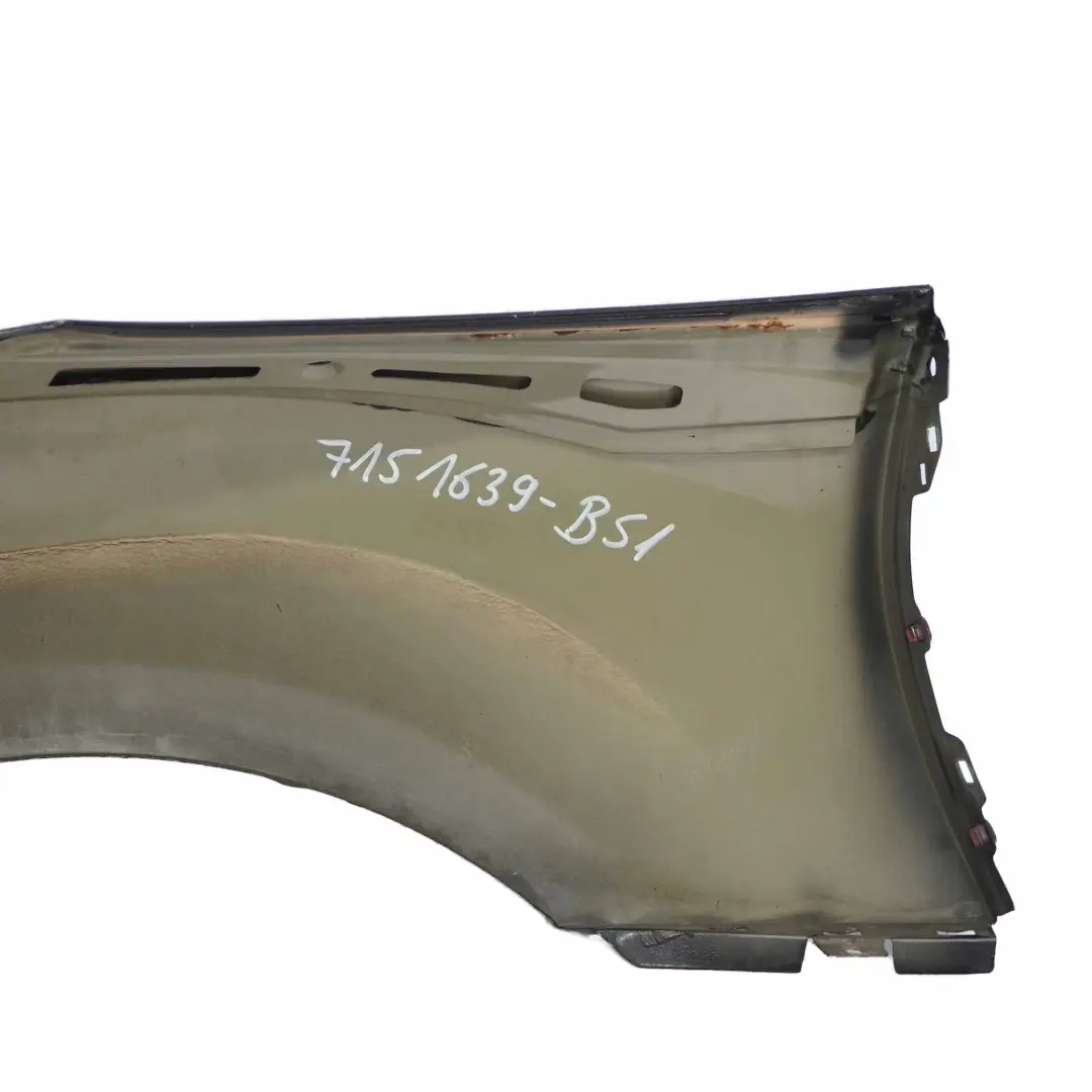 Panneau latéral arrière aile gauche Aile Black Sapphire - 475 pour BMW Z4 E85 à propos du numéro de pièce 7151639 BMW Z4 E85 Panneau latéral arrière aile gauche Aile Black Sapphire - 475 - SKU 7151639-BS1 - Numéro de pièce 7151639