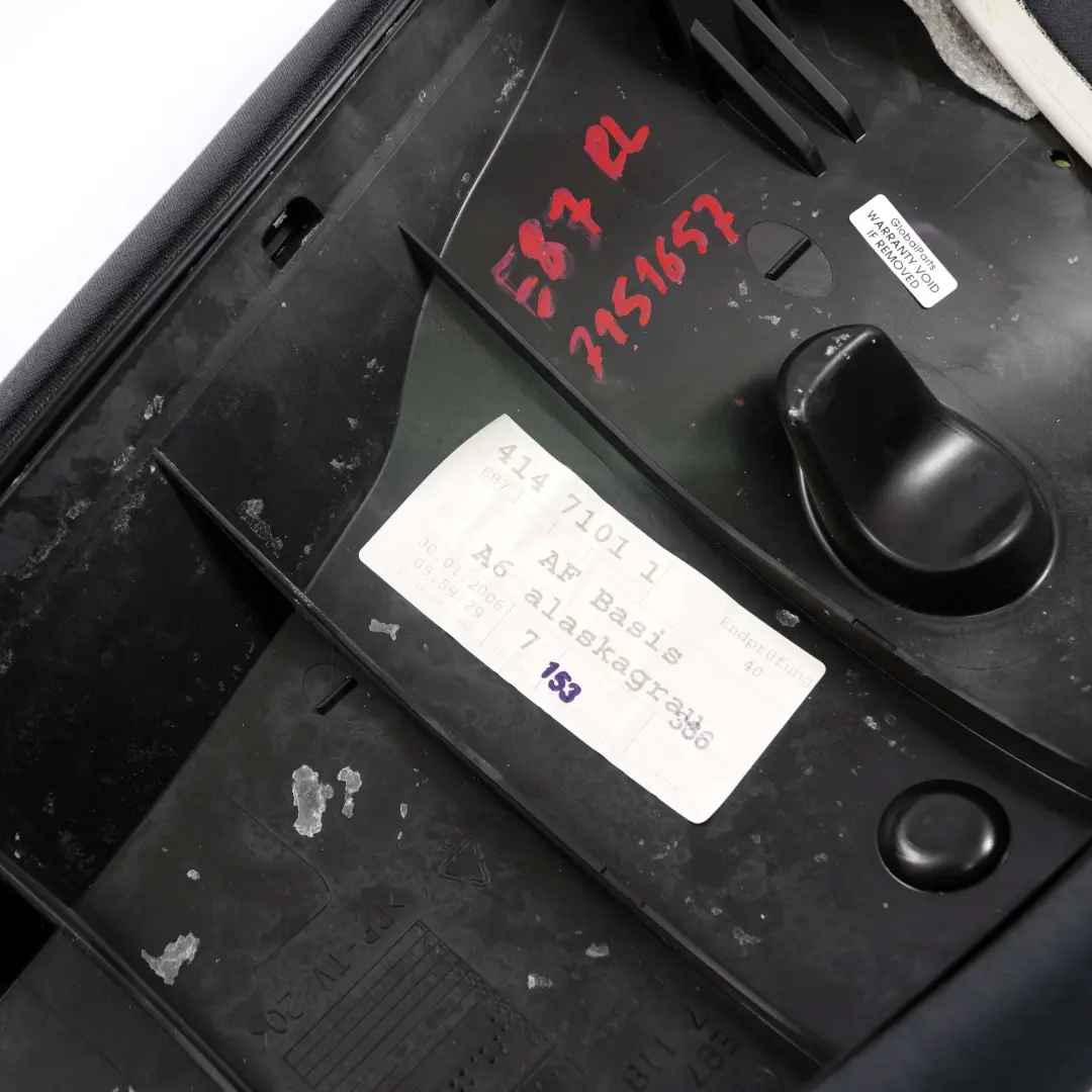 BMW E87 Boczek kanapy lewy materiał szary - SKU 7151657 - Numer Części 7151657