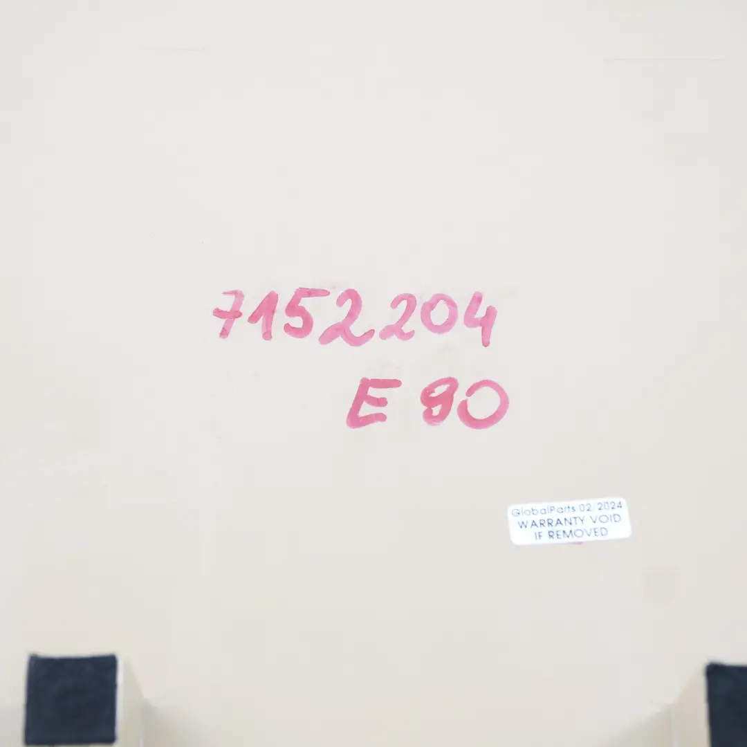 Osłona Plastik Panel Podłokietnika Beżowy do BMW E90 LCI E91 o numerze 7152204 BMW E90 LCI E91 Osłona Plastik Panel Podłokietnika Beżowy - SKU 7152204 - Numer Części 7152204