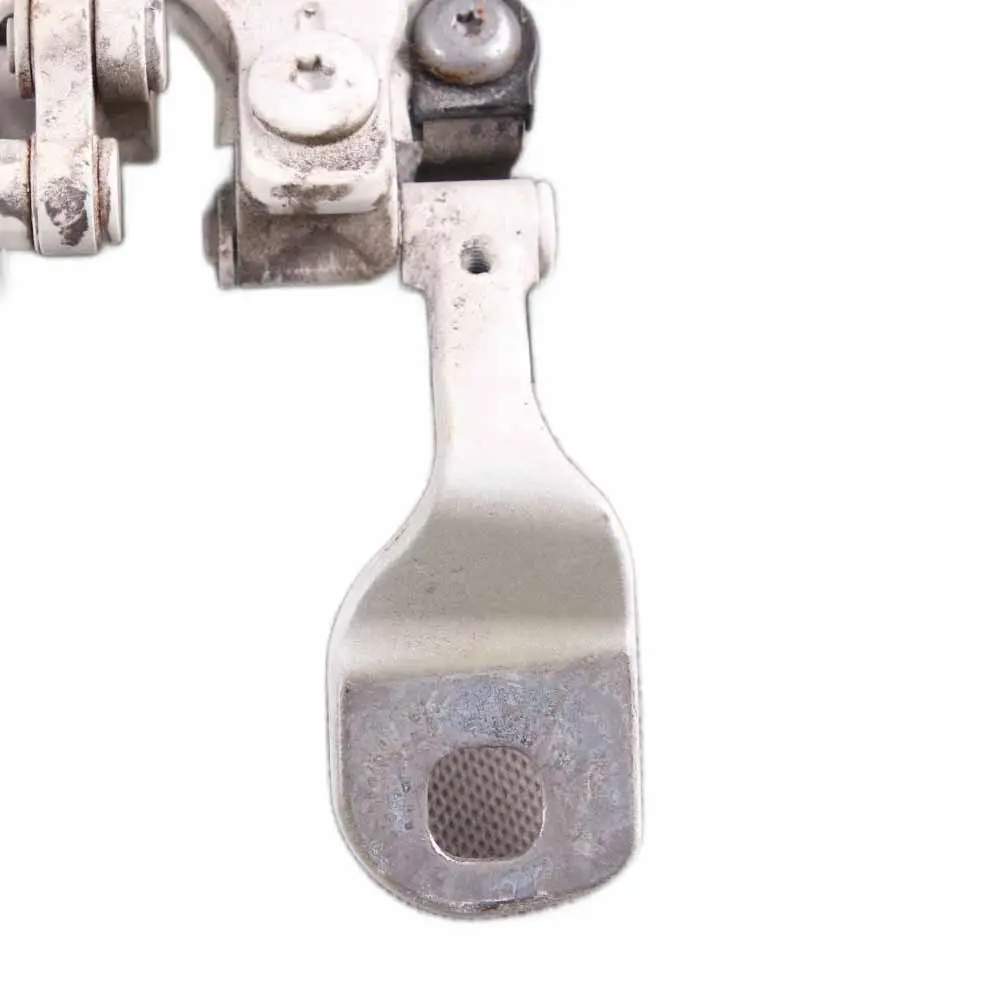 Boot Trunk Hinge Touring Rear Left Alpinweiss 7119041 para BMW E91 con número de pieza 7152675 BMW E91 Boot Trunk Hinge Touring Rear Left Alpinweiss 7119041 - SKU 7152675-AW - Número de pieza 7152675