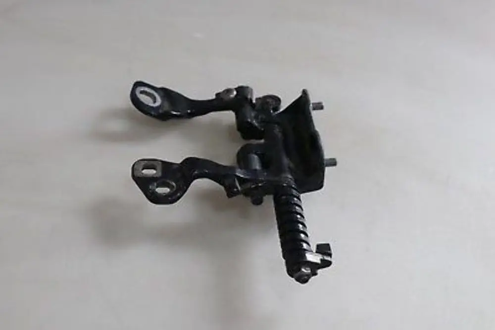 Left Trunk Lid Hinge N/S Monacoblau Monaco Blue 7119041 to BMW E91 Rear with Part number 7152675 BMW E91 Rear Left Trunk Lid Hinge N/S Monacoblau Monaco Blue 7119041 - SKU 7152675-MB - Part number 7152675