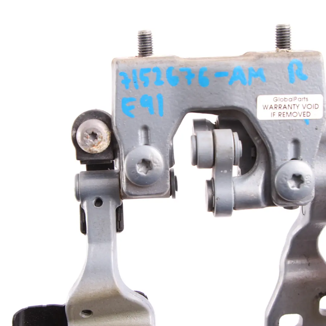 Trunk Lid Hinge Boot Rear Right O/S Arktis Arctic Metallic A34 7119042 to BMW E91 with Part number 7152676 BMW E91 Trunk Lid Hinge Boot Rear Right O/S Arktis Arctic Metallic A34 7119042 - SKU 7152676-AM - Part number 7152676