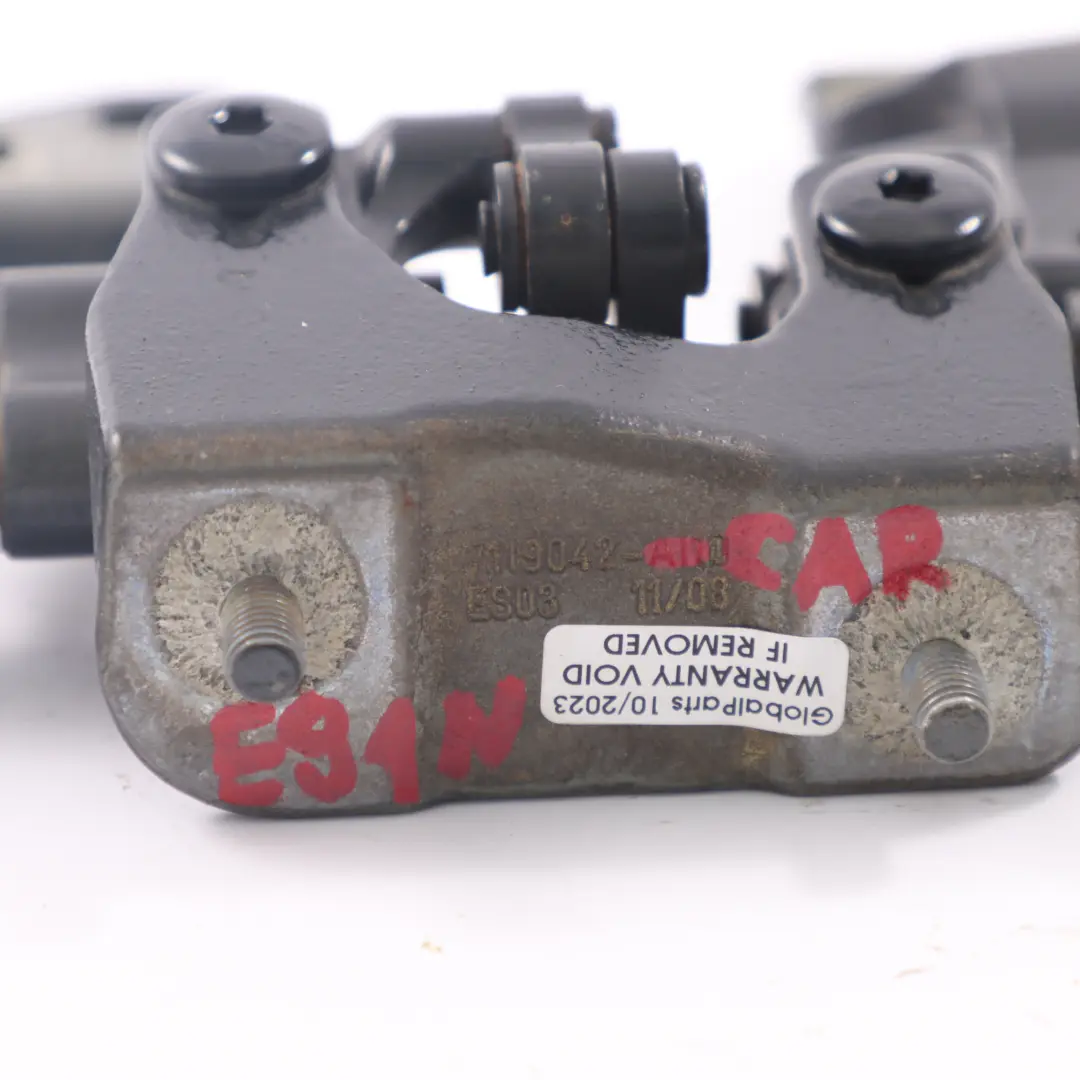 BMW E91 Maletero Tapa Portón Trasero Bisagra Derecha Carbono Negro - 416 7119042 - SKU 7152676-CAR - Número de pieza 7152676