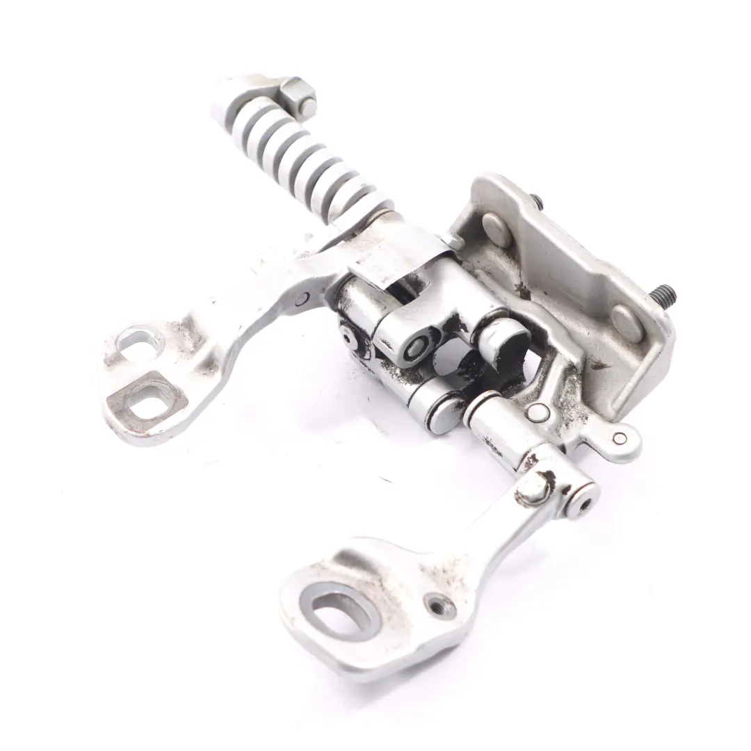 Right Trunk Lid Hinge O/S Titansilber Silver 354 7119042 to BMW E91 Rear with Part number 7152676 BMW E91 Rear Right Trunk Lid Hinge O/S Titansilber Silver 354 7119042 - SKU 7152676-TS - Part number 7152676