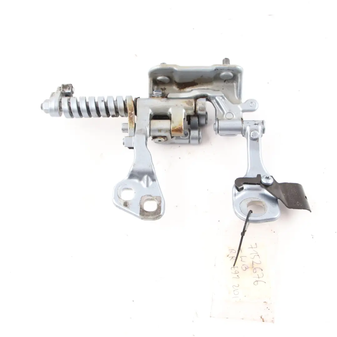 Trunk Lid Hinge Boot Rear Right O/S Blue Water - 896 7119042 to BMW E91 with Part number 7152676 BMW E91 Trunk Lid Hinge Boot Rear Right O/S Blue Water - 896 7119042 - SKU 7152676-WB - Part number 7152676