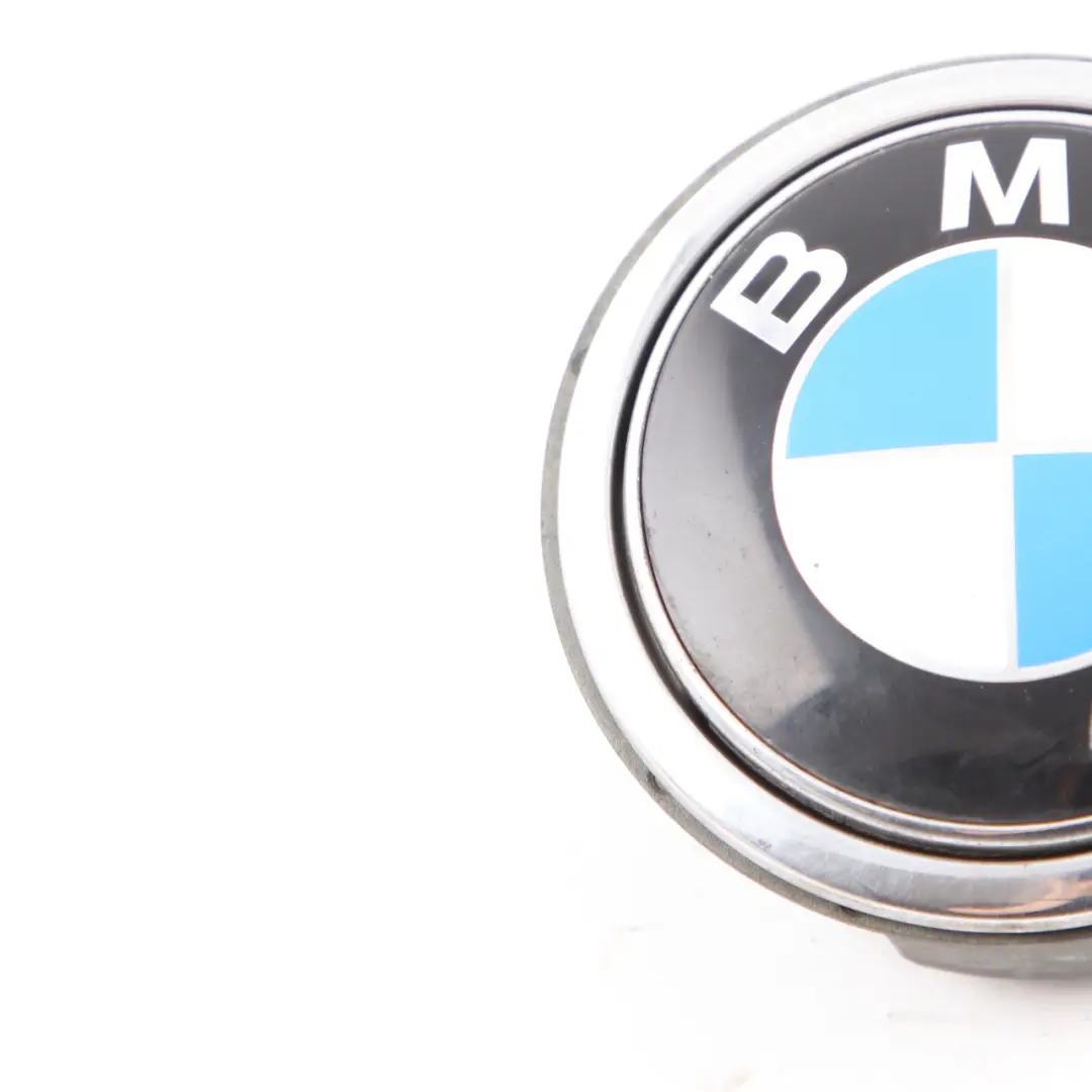 Boot Lid Badge BMW E81 E87 3 Trunk Tailgate Emblem Button Opening Handle to with Part number 7153173 Boot Lid Badge BMW E81 E87 3 Trunk Tailgate Emblem Button Opening Handle - SKU 7153173-3 - Part number 7153173