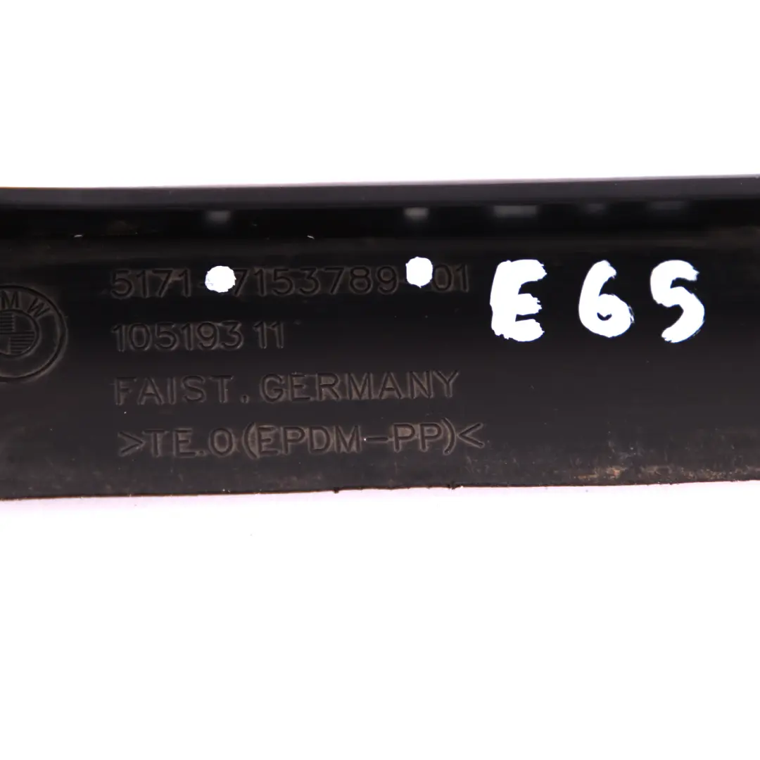 Underfloor Engine Compartment Deflector Lip Seal Trim to BMW 7 Series E65 with Part number 7153789 BMW 7 Series E65 Underfloor Engine Compartment Deflector Lip Seal Trim - SKU 7153789 - Part number 7153789