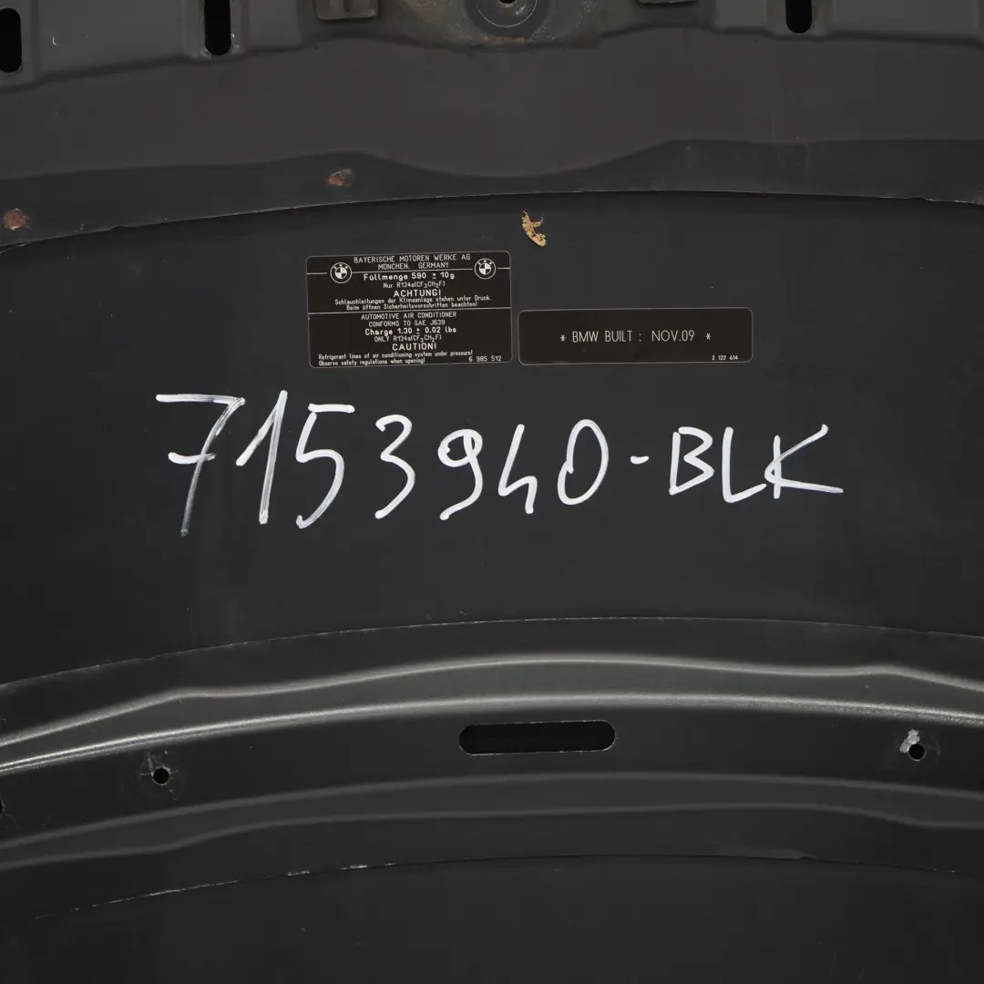Maska Pokrywa Silnika Czarny Mat do BMW E90 E91 LCI o numerze 7153940 BMW E90 E91 LCI Maska Pokrywa Silnika Czarny Mat - SKU 7153940-BLK - Numer Części 7153940