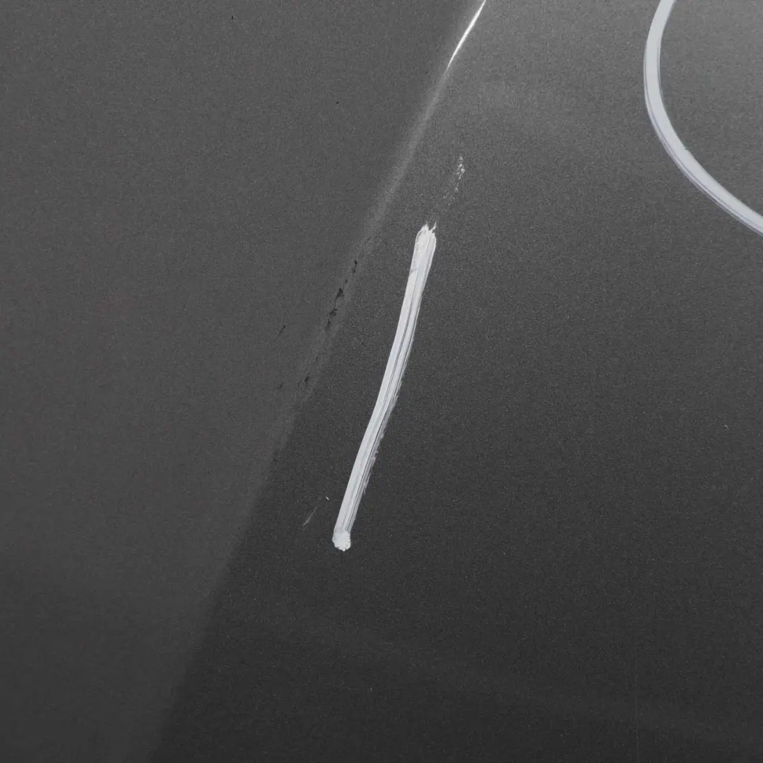 Maska Silnika Spacegrau Metallic - A52 do BMW E90 LCI o numerze 7153940 BMW E90 LCI Maska Silnika Spacegrau Metallic - A52 - SKU 7153940-SCG1 - Numer Części 7153940