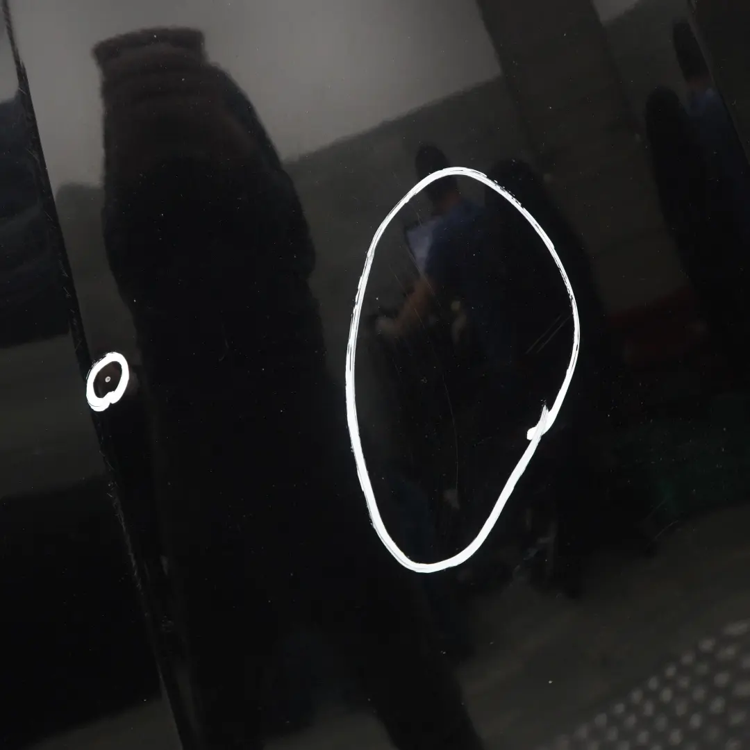 Maska Pokrywa Silnika Schwarz 2 do BMW E90 E91 LCI o numerze 7153940 BMW E90 E91 LCI Maska Pokrywa Silnika Schwarz 2 - SKU 7153940-SCH - Numer Części 7153940