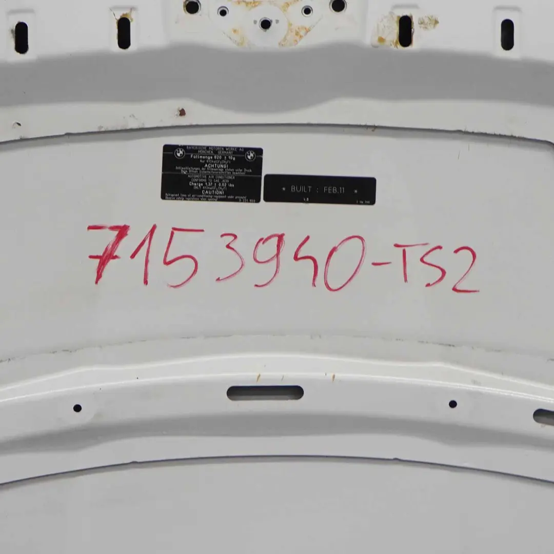 Maska Pokrywa Silnika Titansilber do BMW E90 E91 LCI o numerze 7153940 BMW E90 E91 LCI Maska Pokrywa Silnika Titansilber - SKU 7153940-TS2 - Numer Części 7153940