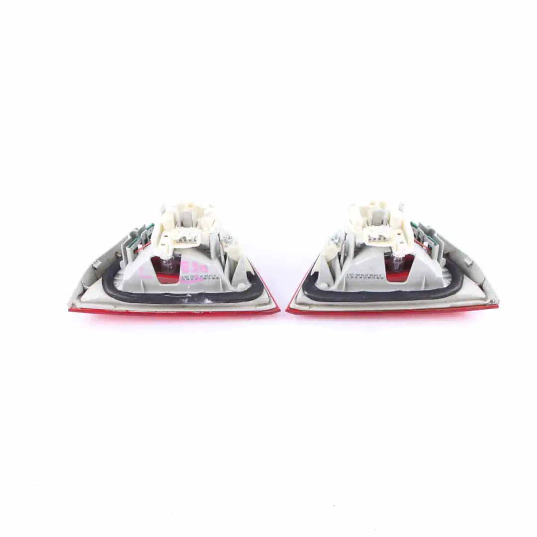 BMW E90 LCI Limousine Rücklicht Lampe Kofferraum Heckklappe Rechts Links Satz - SKU 7154156-2 - Teilenummer 7154156