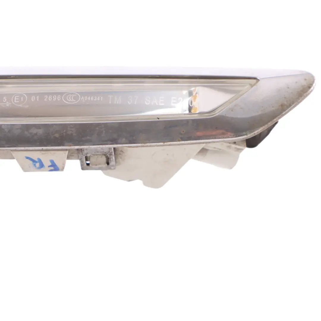 Lampe Indicateur BMW F10 F11 Aile Avant Droite Signal pour à propos du numéro de pièce 7154168 Lampe Indicateur BMW F10 F11 Aile Avant Droite Signal - SKU 7154168 - Numéro de pièce 7154168